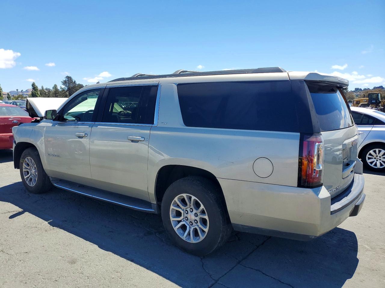 2015 Gmc Yukon Xl K1500 Slt Желто-коричневый vin: 1GKS2HKC3FR699674