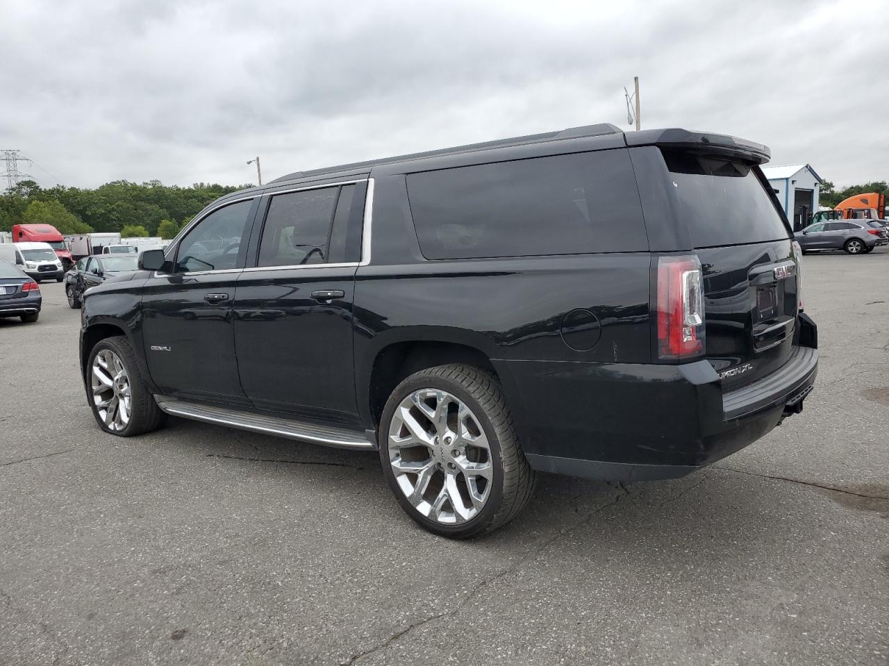 2015 Gmc Yukon Xl K1500 Slt Черный vin: 1GKS2HKC4FR538752