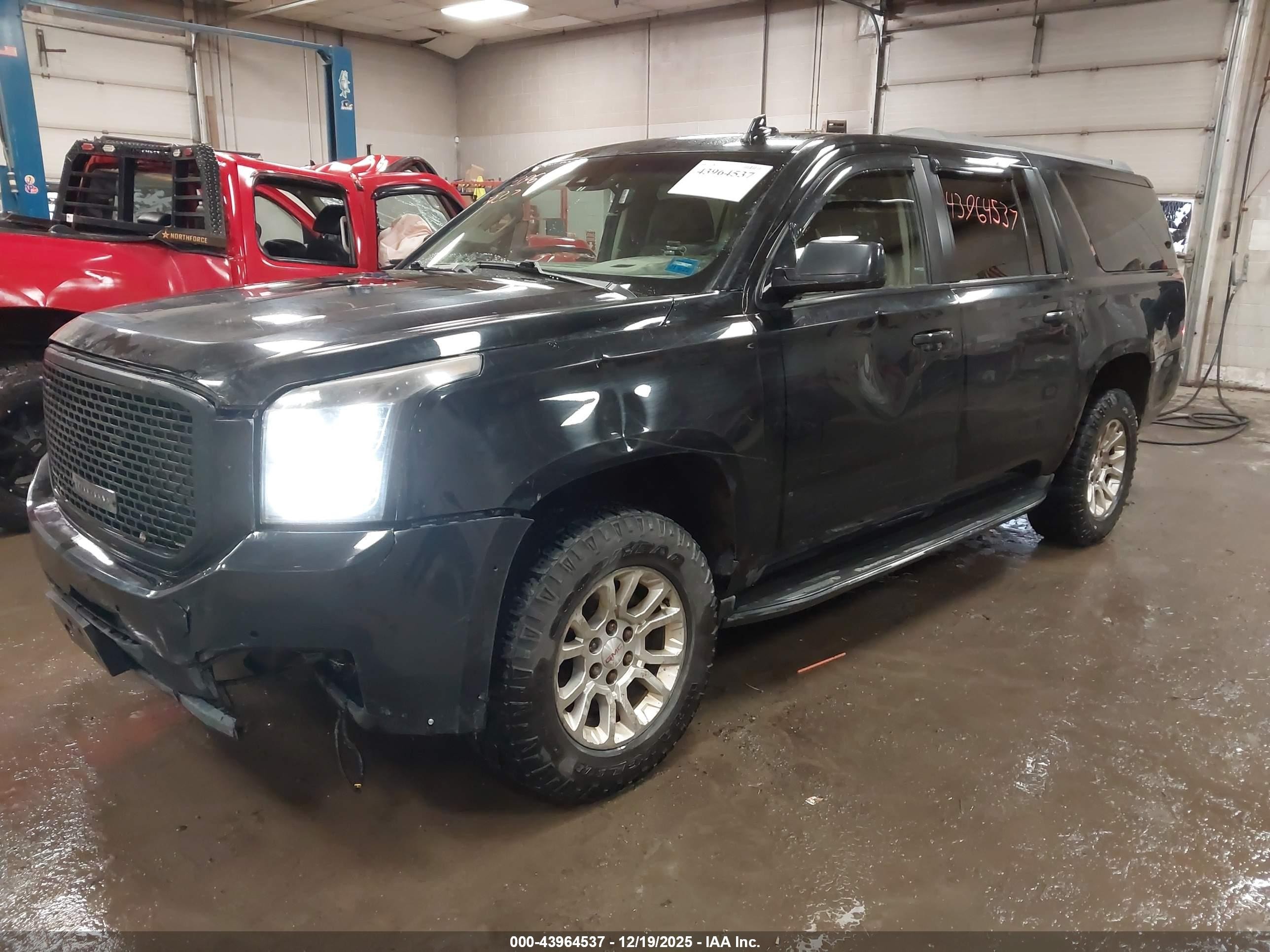 2015 Gmc Yukon Xl 1500 Slt Black vin: 1GKS2HKC4FR661872