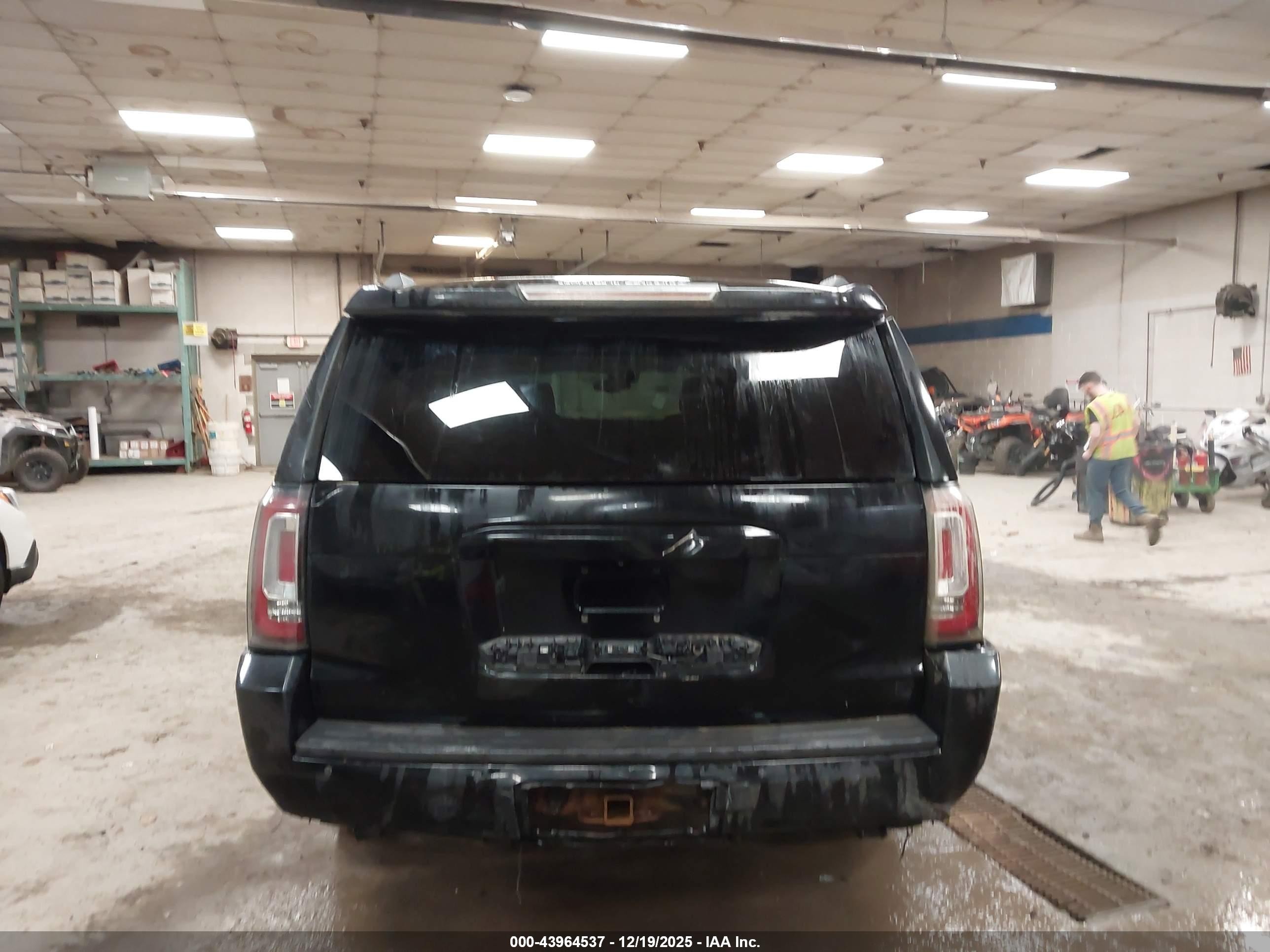 2015 Gmc Yukon Xl 1500 Slt Black vin: 1GKS2HKC4FR661872