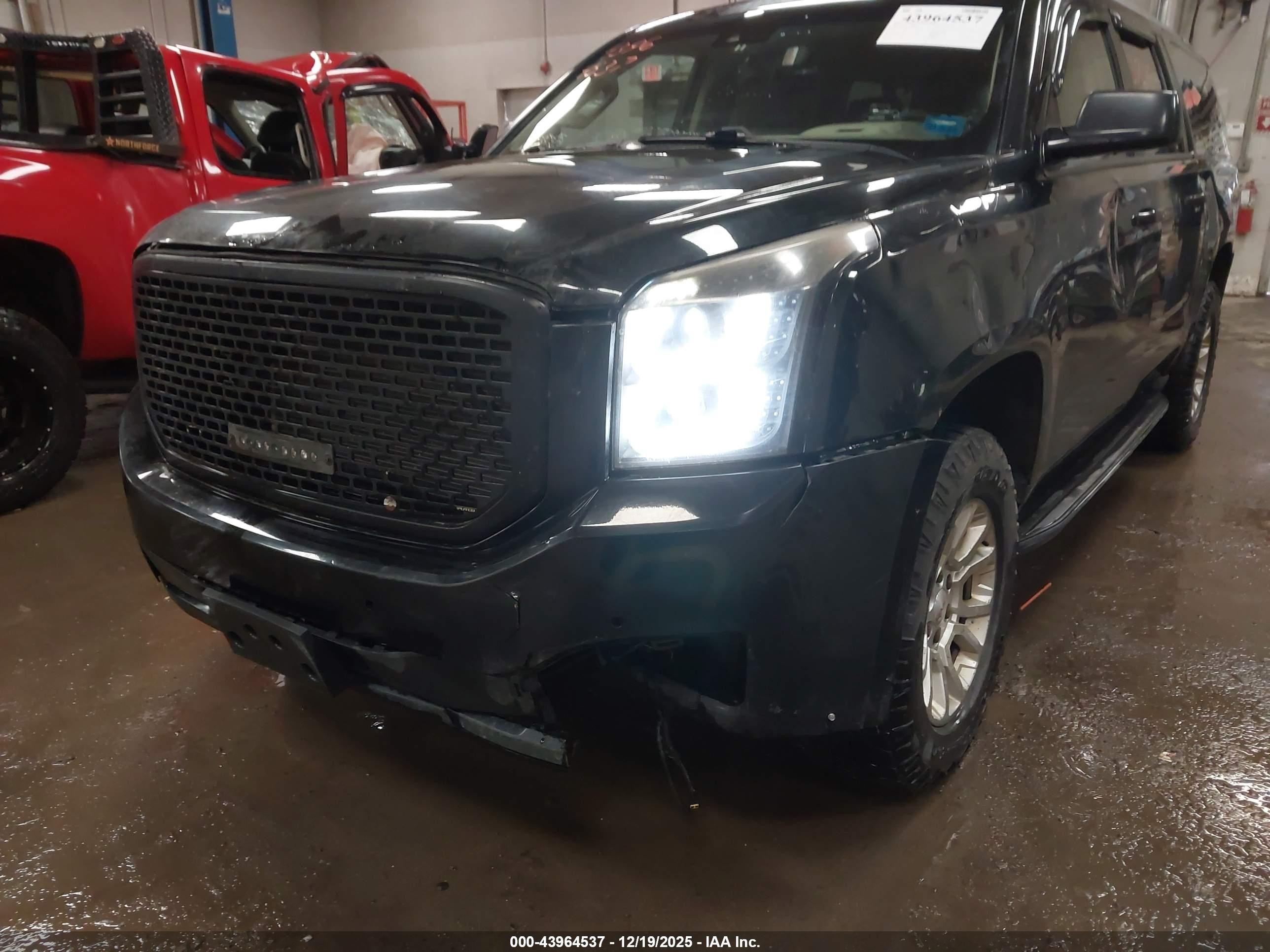 2015 Gmc Yukon Xl 1500 Slt Black vin: 1GKS2HKC4FR661872