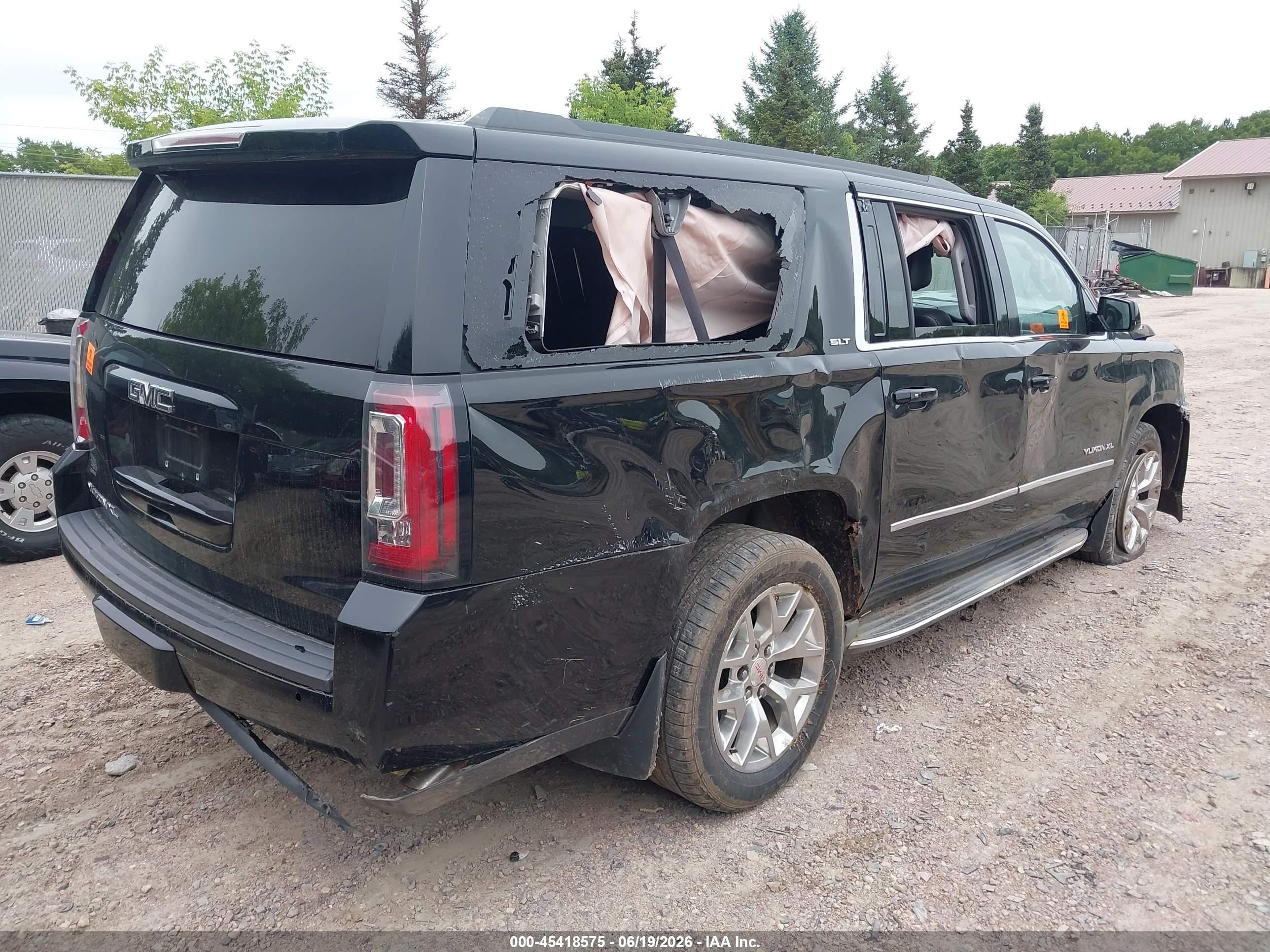 2015 Gmc Yukon Xl 1500 Slt Black vin: 1GKS2HKC5FR116845