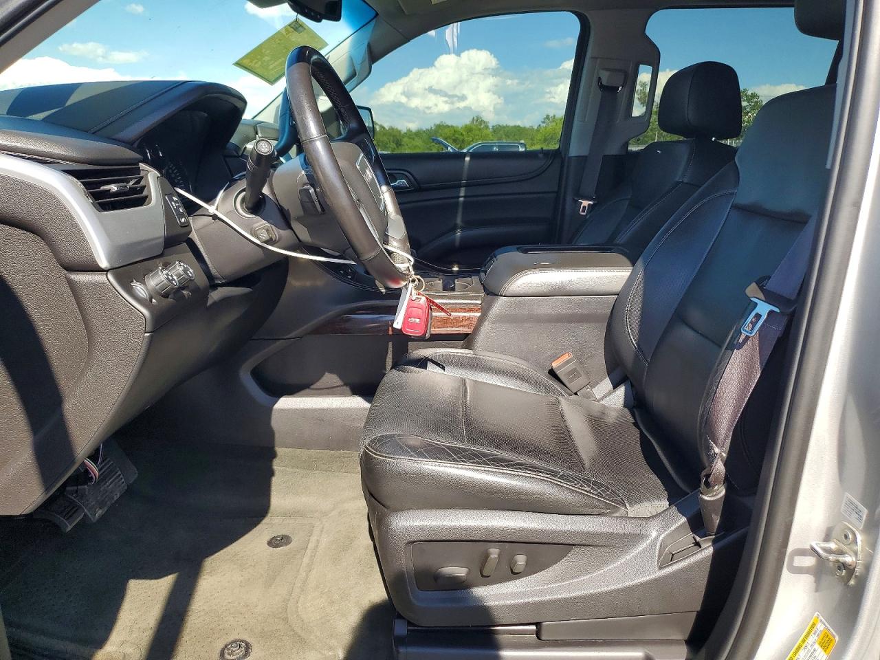 2015 Gmc Yukon Xl K1500 Slt Silver vin: 1GKS2HKC5FR176009
