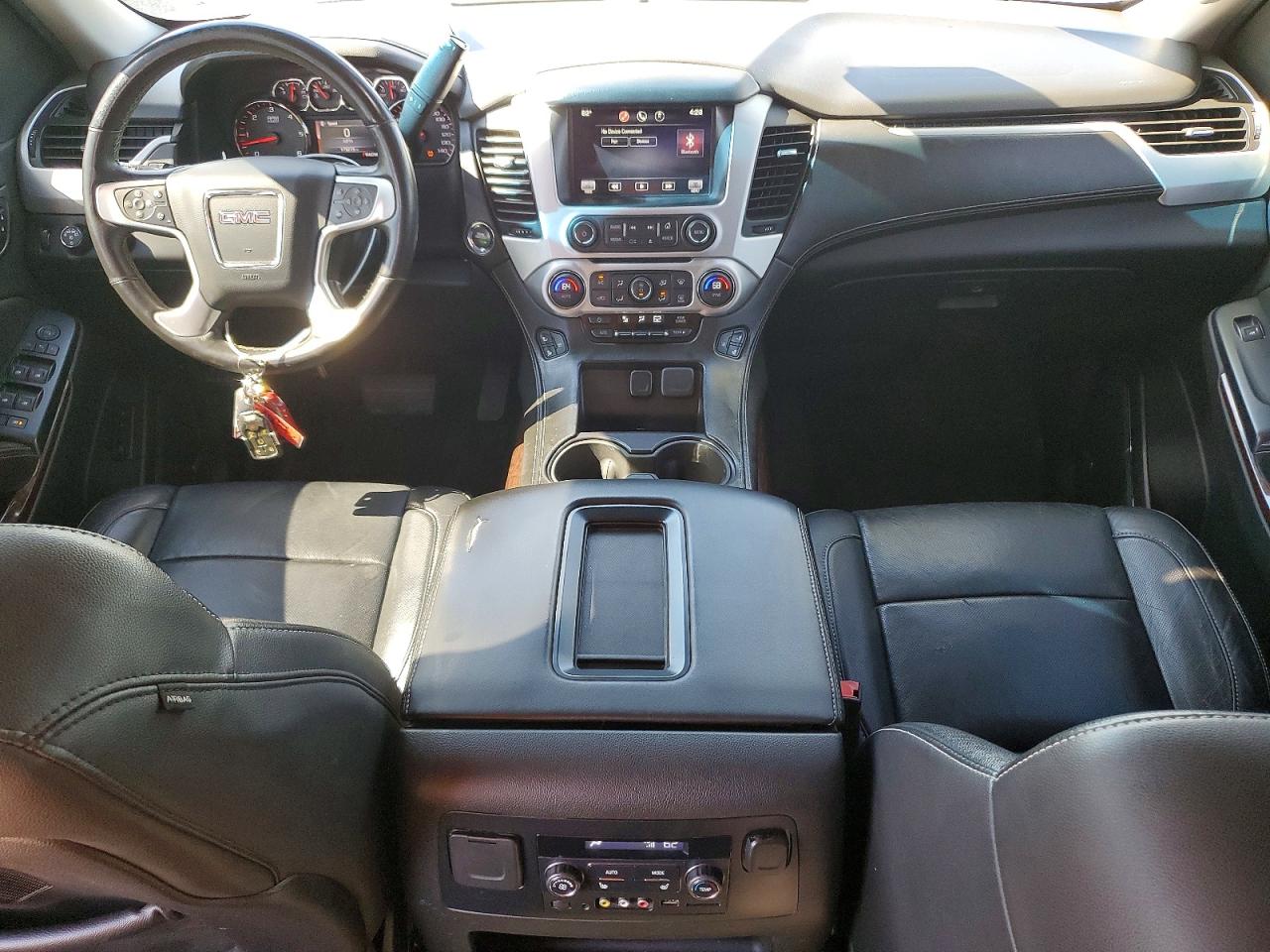 2015 Gmc Yukon Xl K1500 Slt Silver vin: 1GKS2HKC5FR176009