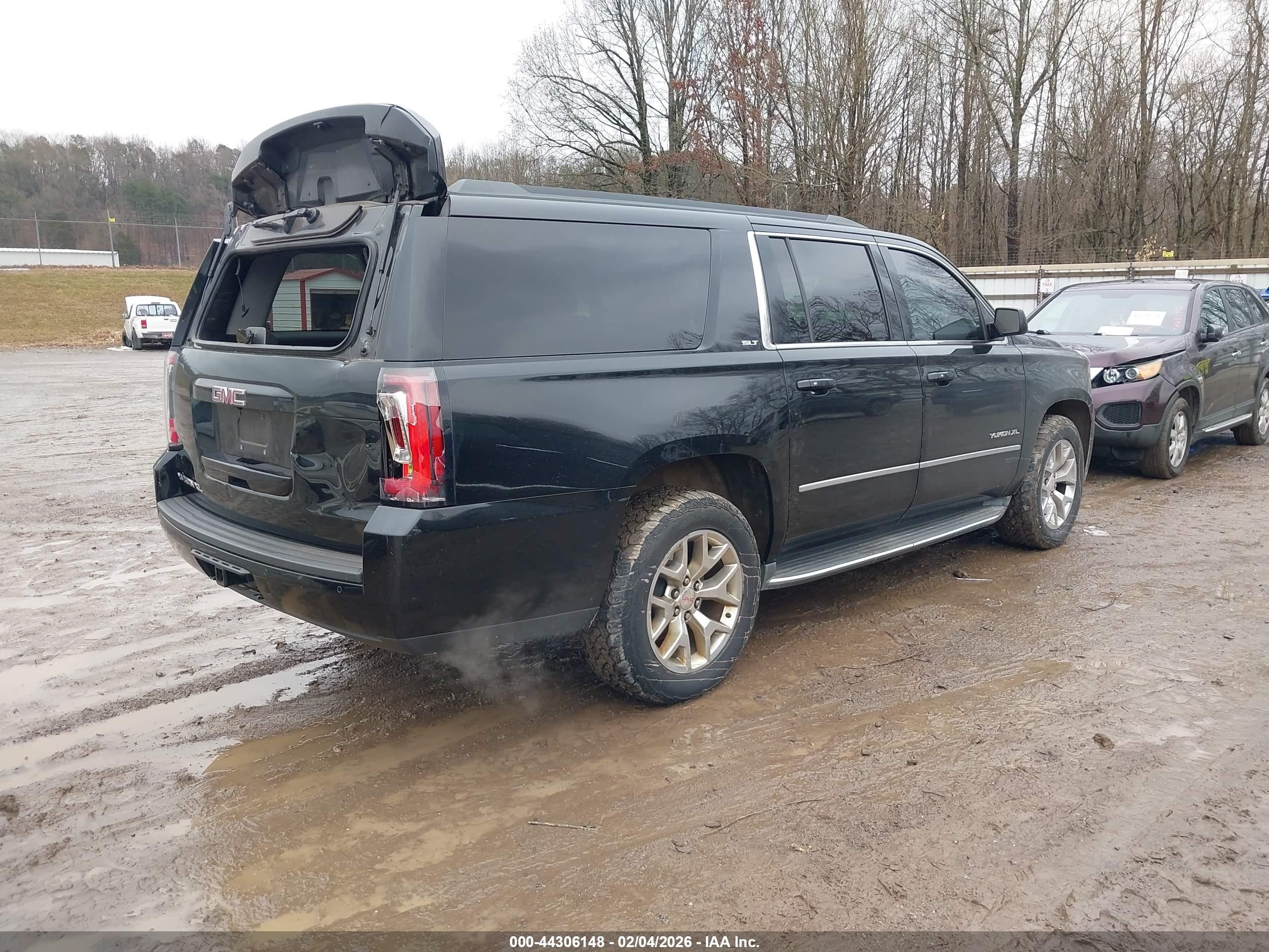 2015 Gmc Yukon Xl 1500 Slt Black vin: 1GKS2HKC5FR576264