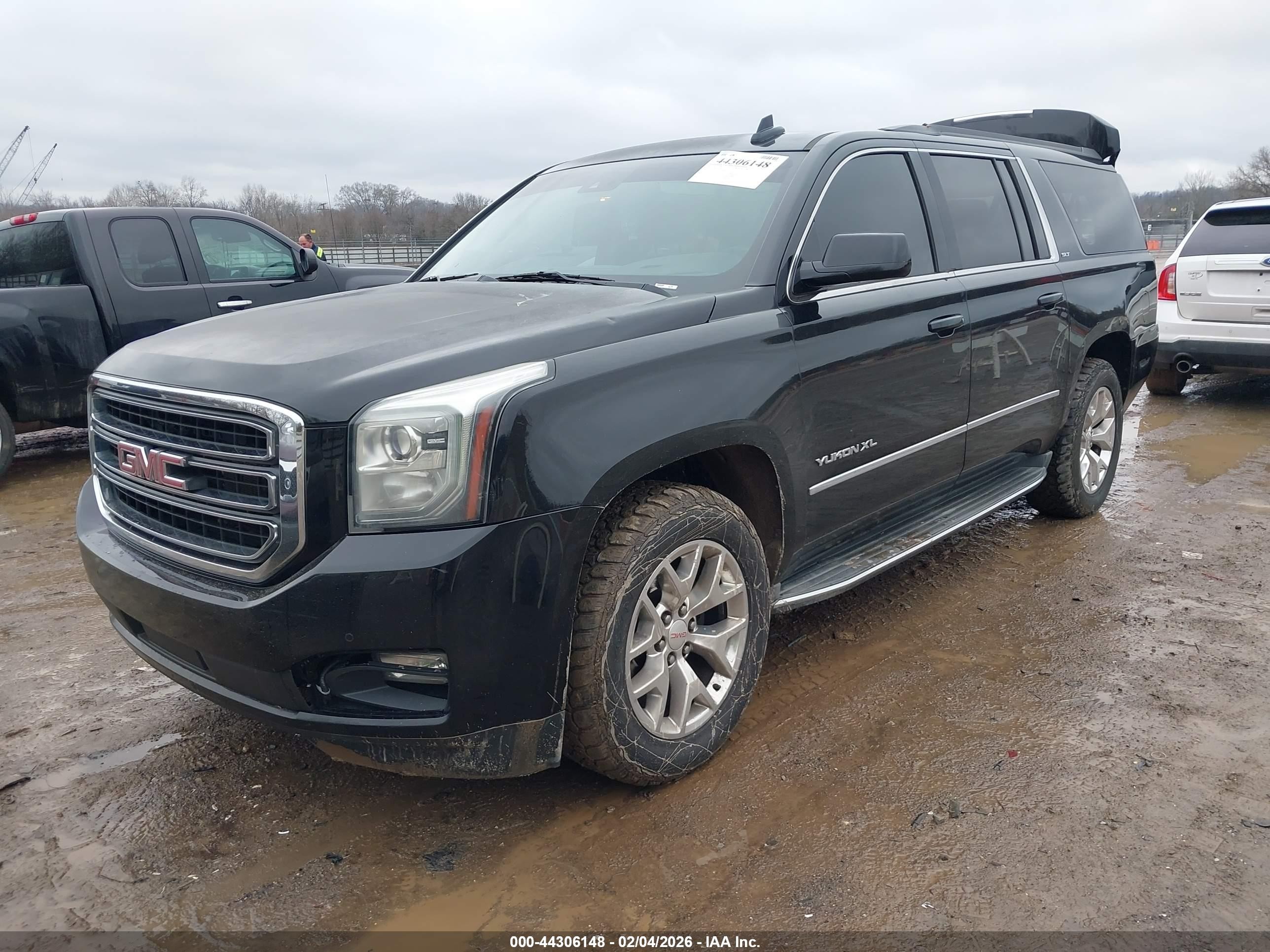 2015 Gmc Yukon Xl 1500 Slt Black vin: 1GKS2HKC5FR576264