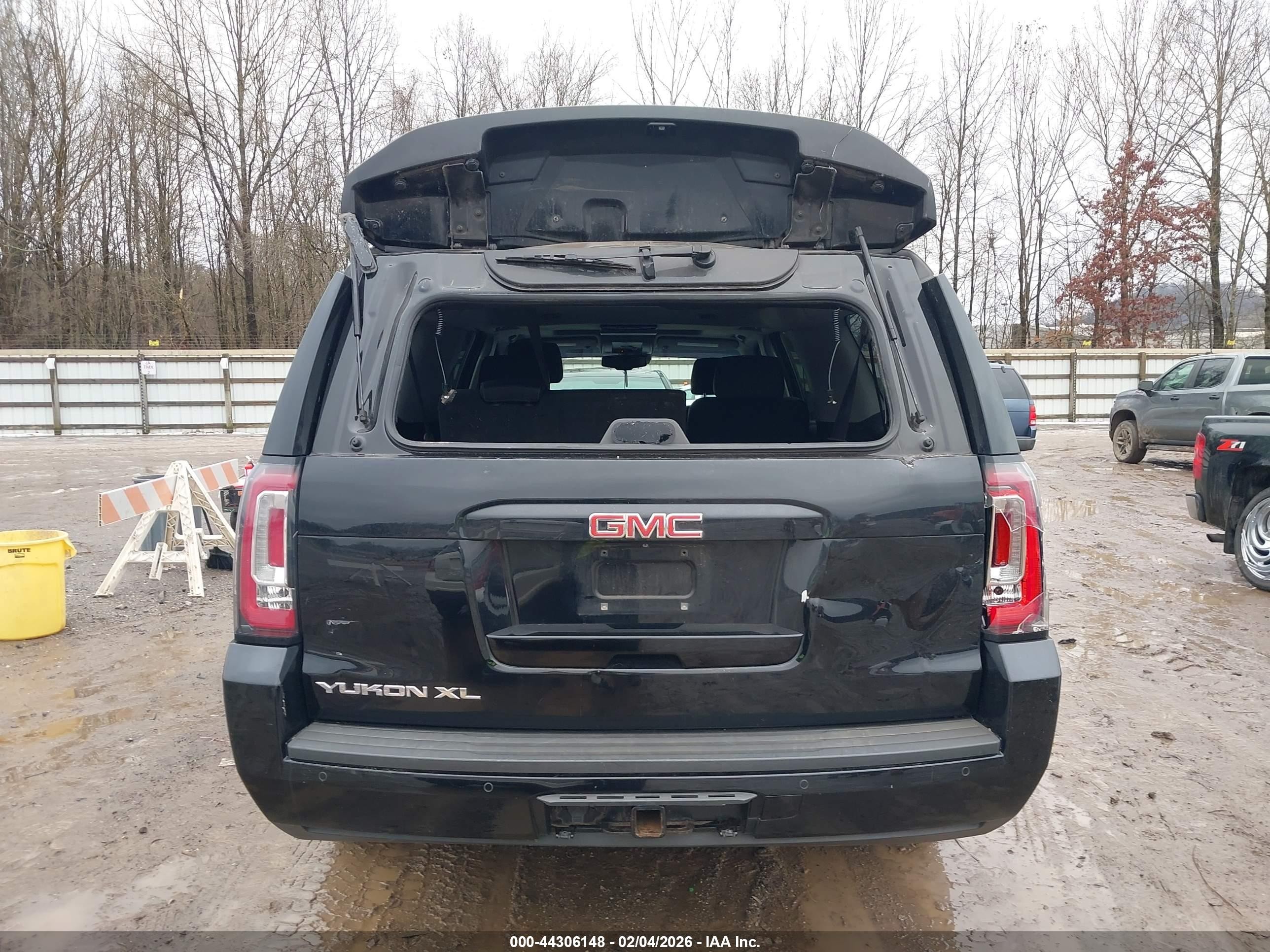 2015 Gmc Yukon Xl 1500 Slt Black vin: 1GKS2HKC5FR576264