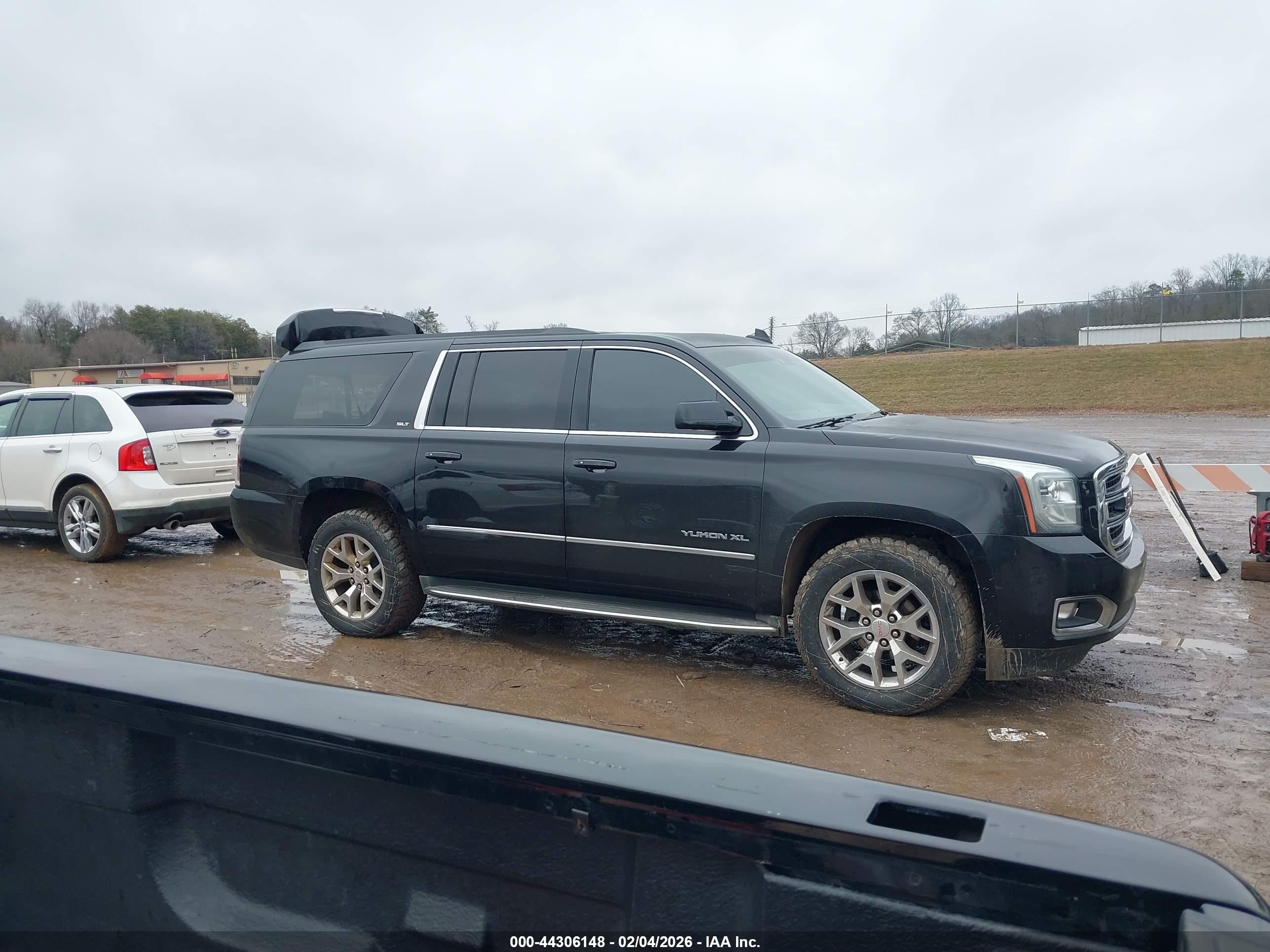2015 Gmc Yukon Xl 1500 Slt Black vin: 1GKS2HKC5FR576264