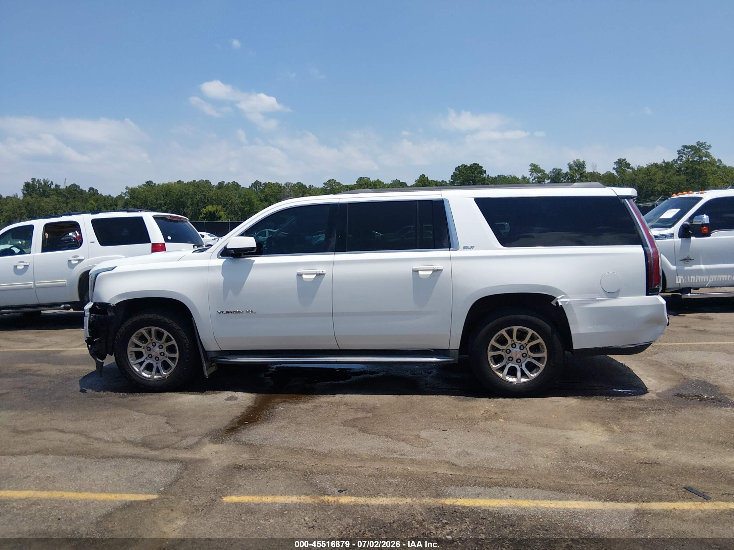 2015 Gmc Yukon Xl 1500 Slt White vin: 1GKS2HKC6FR205422