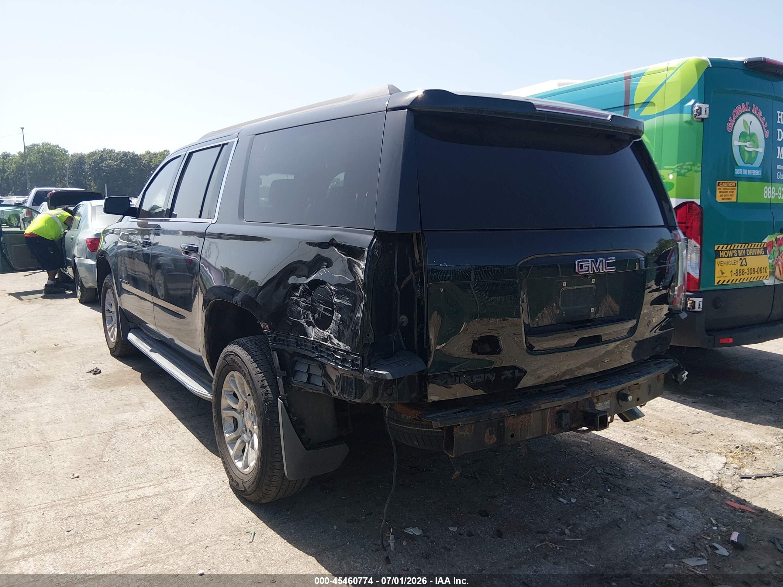 2015 Gmc Yukon Xl 1500 Slt Black vin: 1GKS2HKC7FR123845