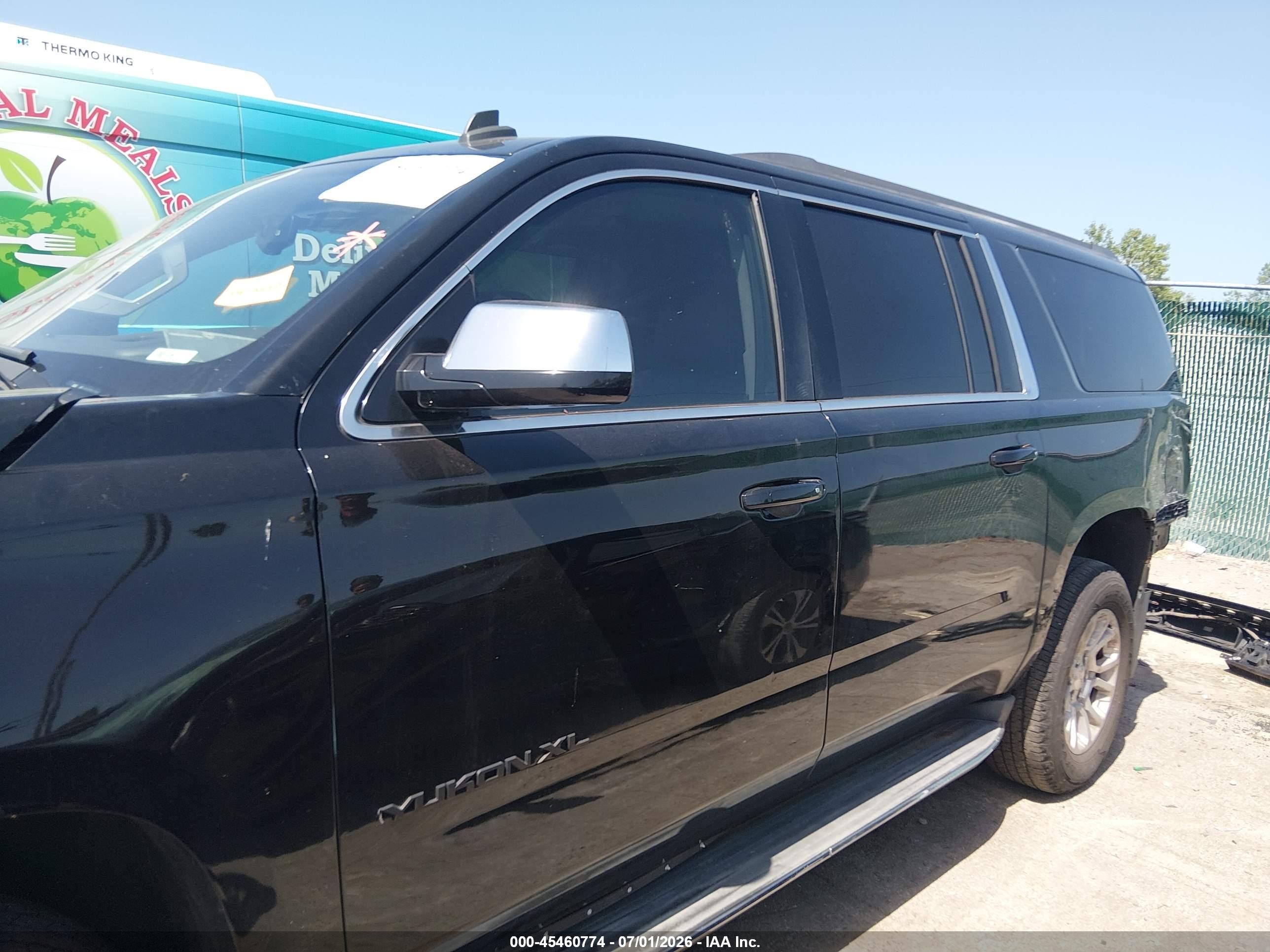 2015 Gmc Yukon Xl 1500 Slt Black vin: 1GKS2HKC7FR123845