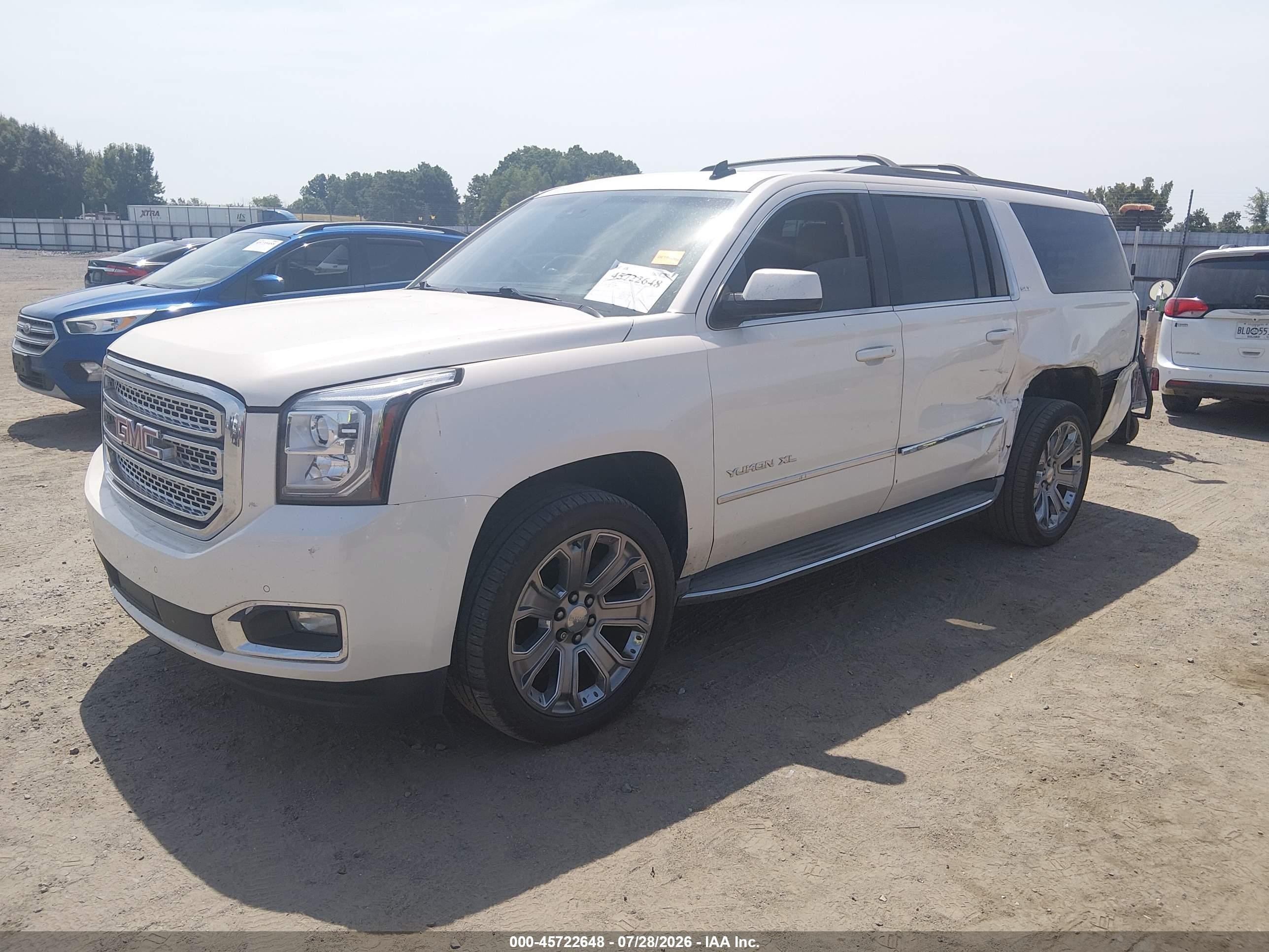 2015 Gmc Yukon Xl 1500 Slt White vin: 1GKS2HKC7FR175041