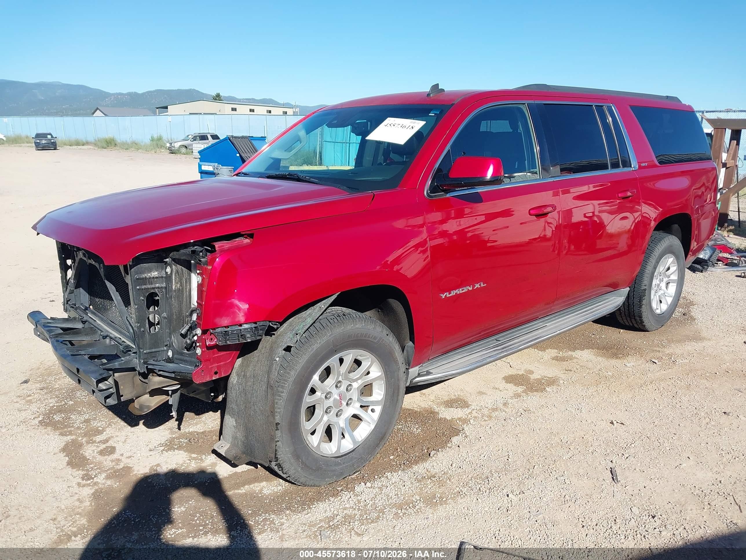 2015 Gmc Yukon Xl 1500 Slt Red vin: 1GKS2HKC7FR197685