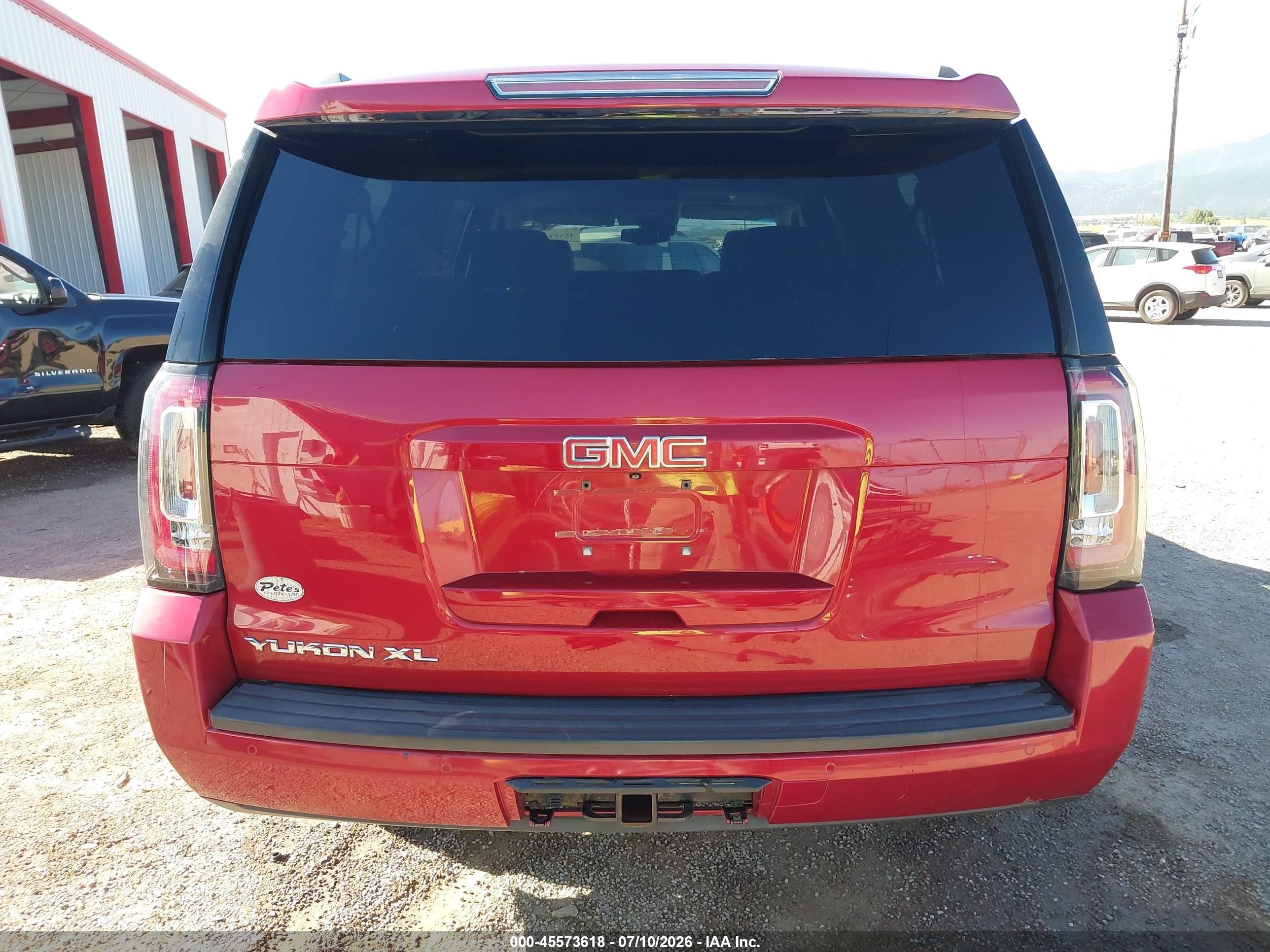 2015 Gmc Yukon Xl 1500 Slt Red vin: 1GKS2HKC7FR197685
