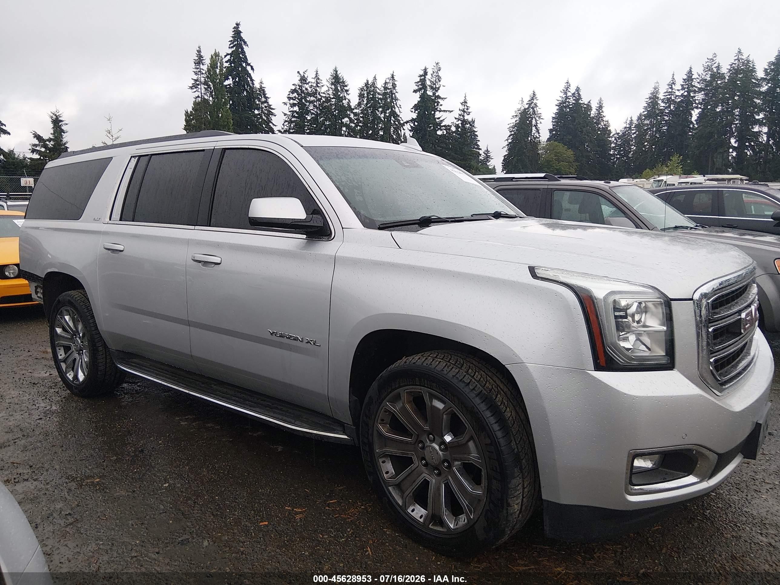2015 Gmc Yukon Xl 1500 Slt Silver vin: 1GKS2HKC7FR655712