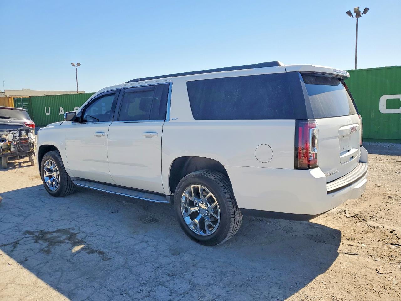 2015 Gmc Yukon Xl K1500 Slt Белый vin: 1GKS2HKCXFR282052