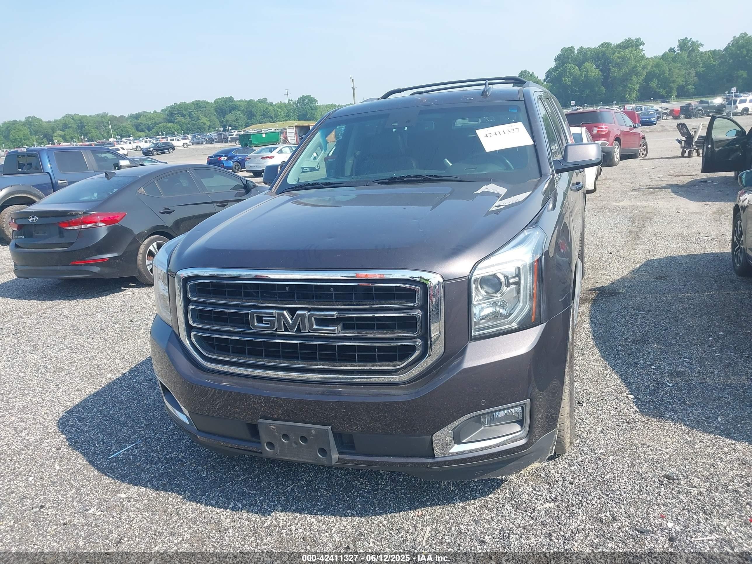 2015 Gmc Yukon Xl 1500 Slt Gray vin: 1GKS2HKCXFR573764