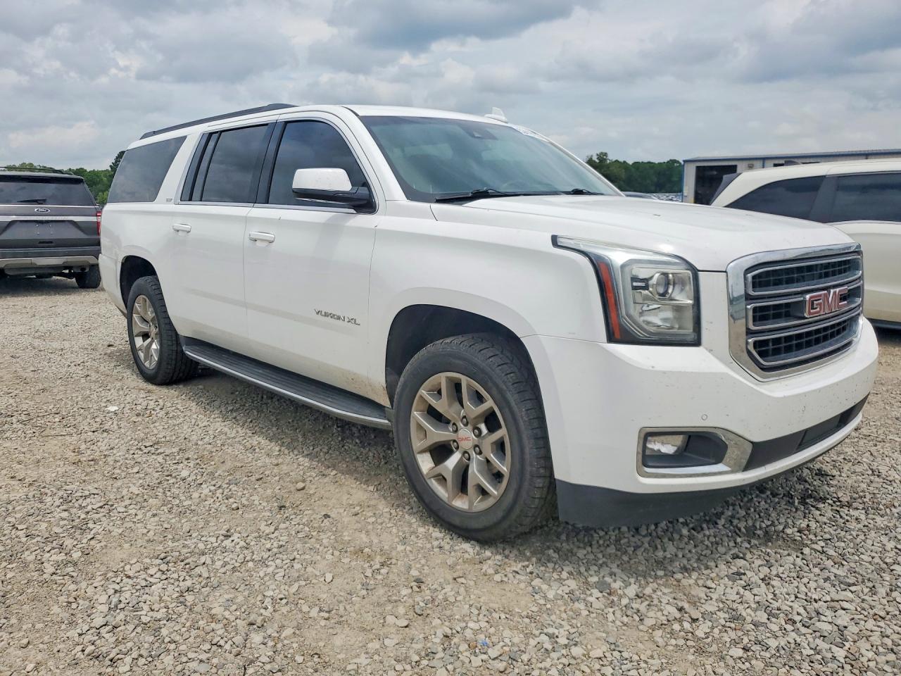 2015 Gmc Yukon Xl White vin: 1GKS2HKCXFR675291