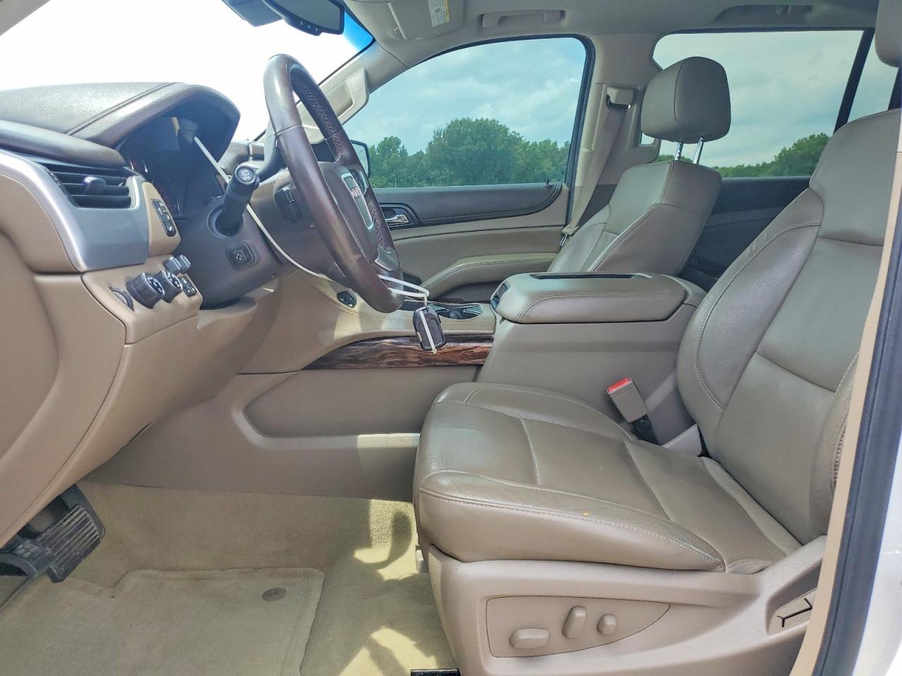 2015 Gmc Yukon Xl White vin: 1GKS2HKCXFR675291