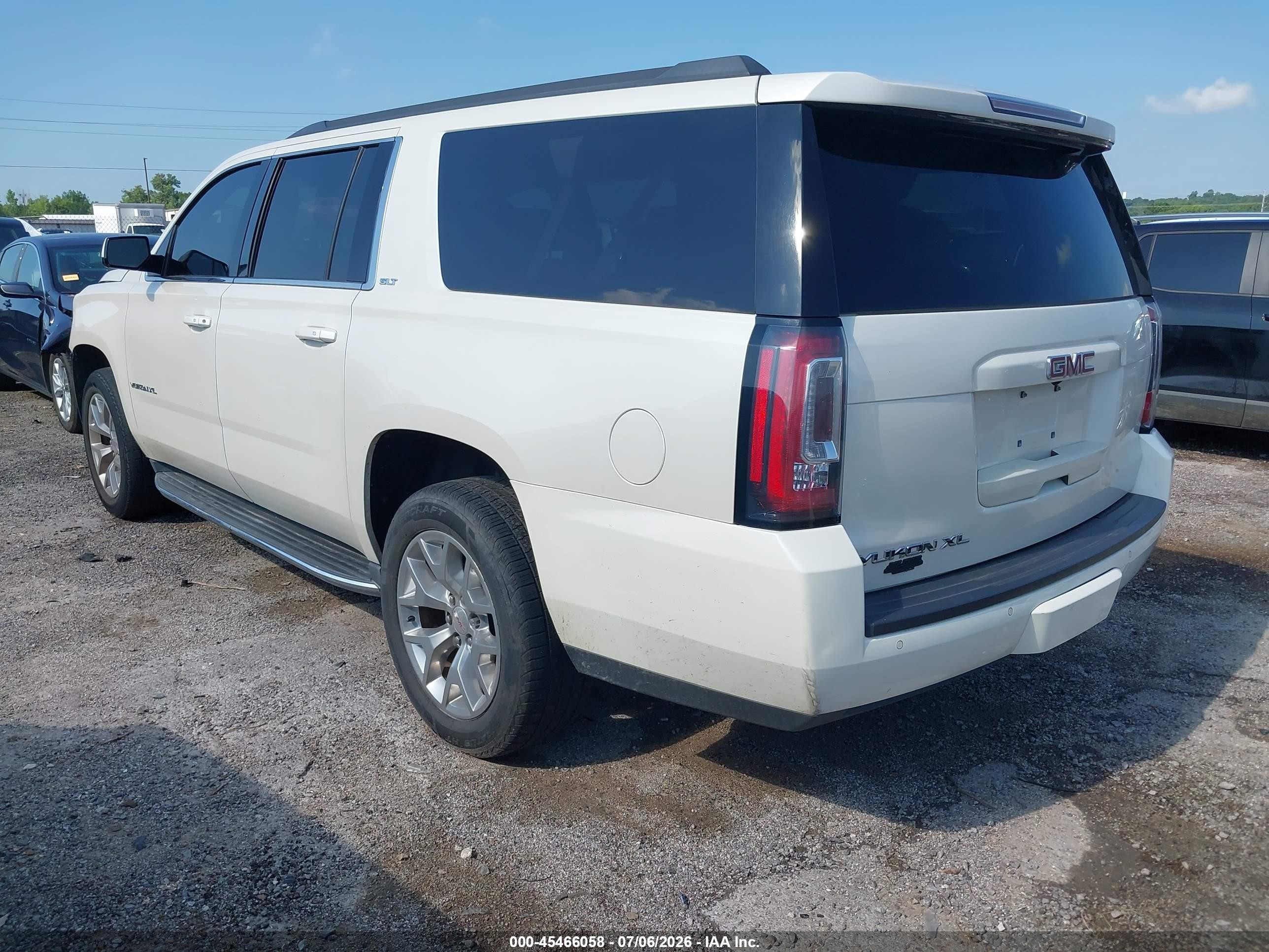 2015 Gmc Yukon Xl 1500 Slt Beige vin: 1GKS2HKCXFR698845
