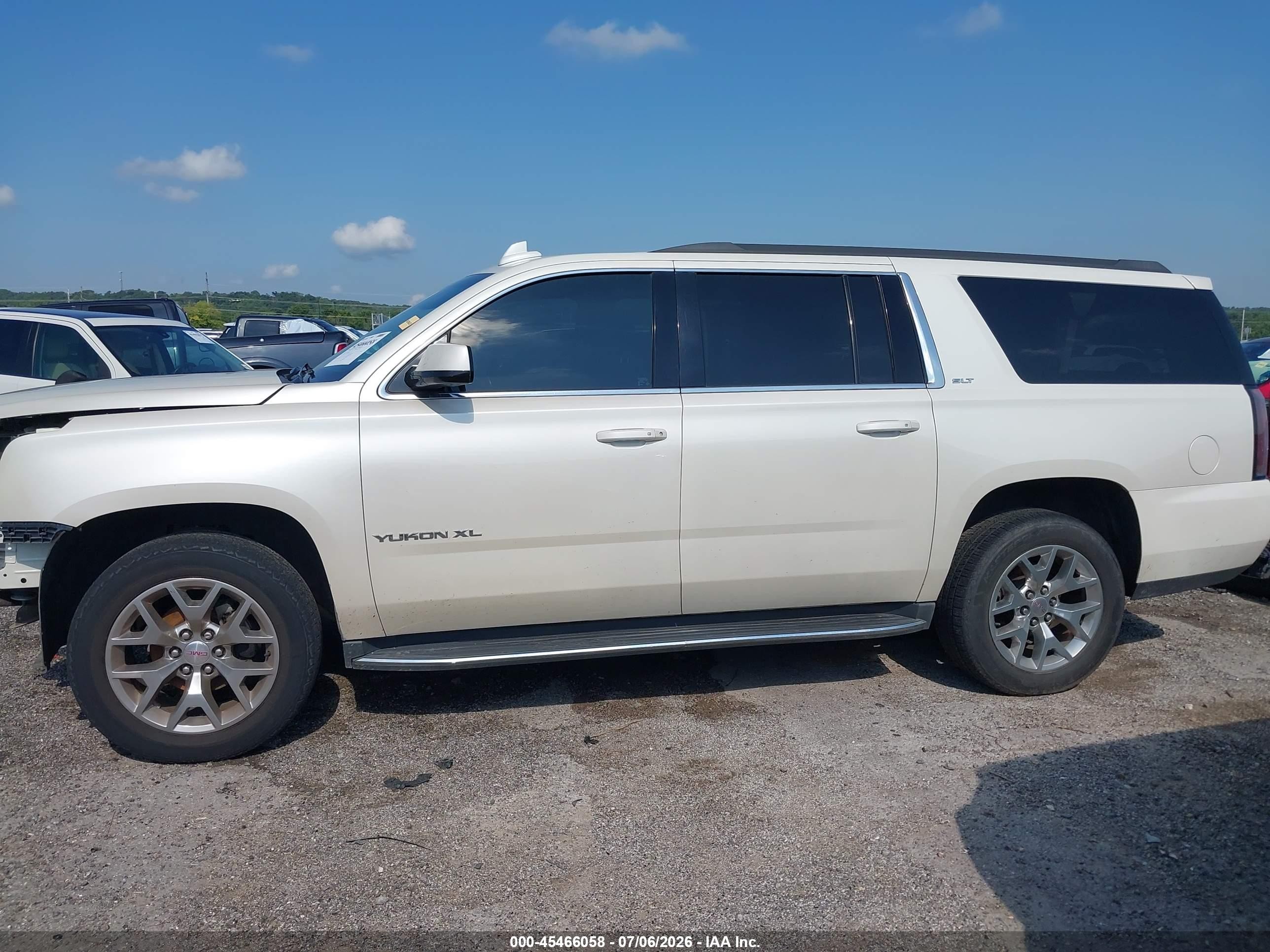 2015 Gmc Yukon Xl 1500 Slt Beige vin: 1GKS2HKCXFR698845