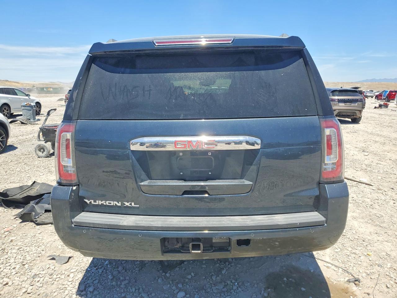 2019 Gmc Yukon Xl Denali Black vin: 1GKS2HKJ2KR131859