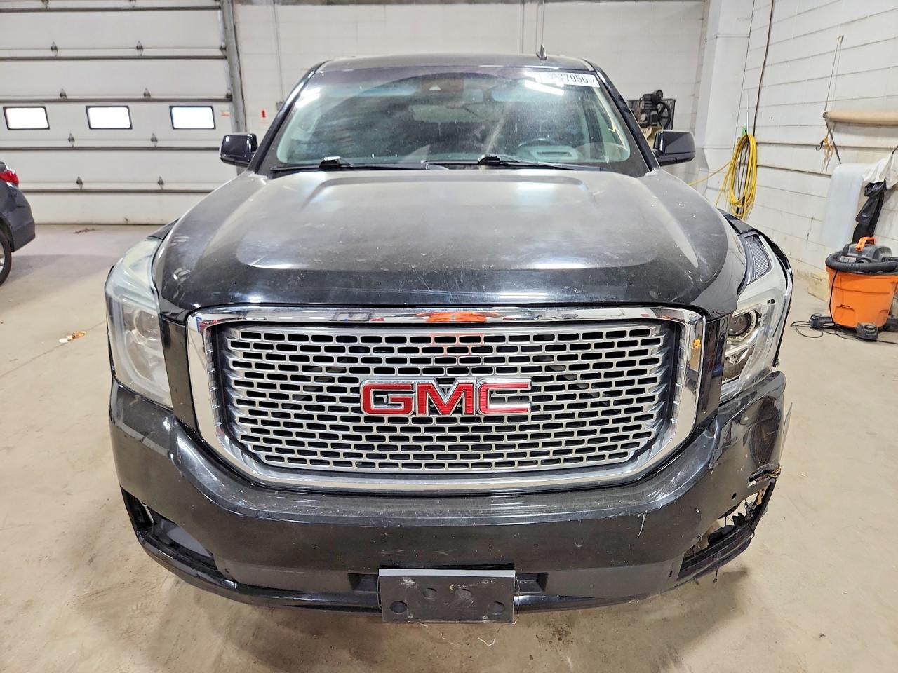 2015 Gmc Yukon Xl Denali Black vin: 1GKS2JKJ0FR298749