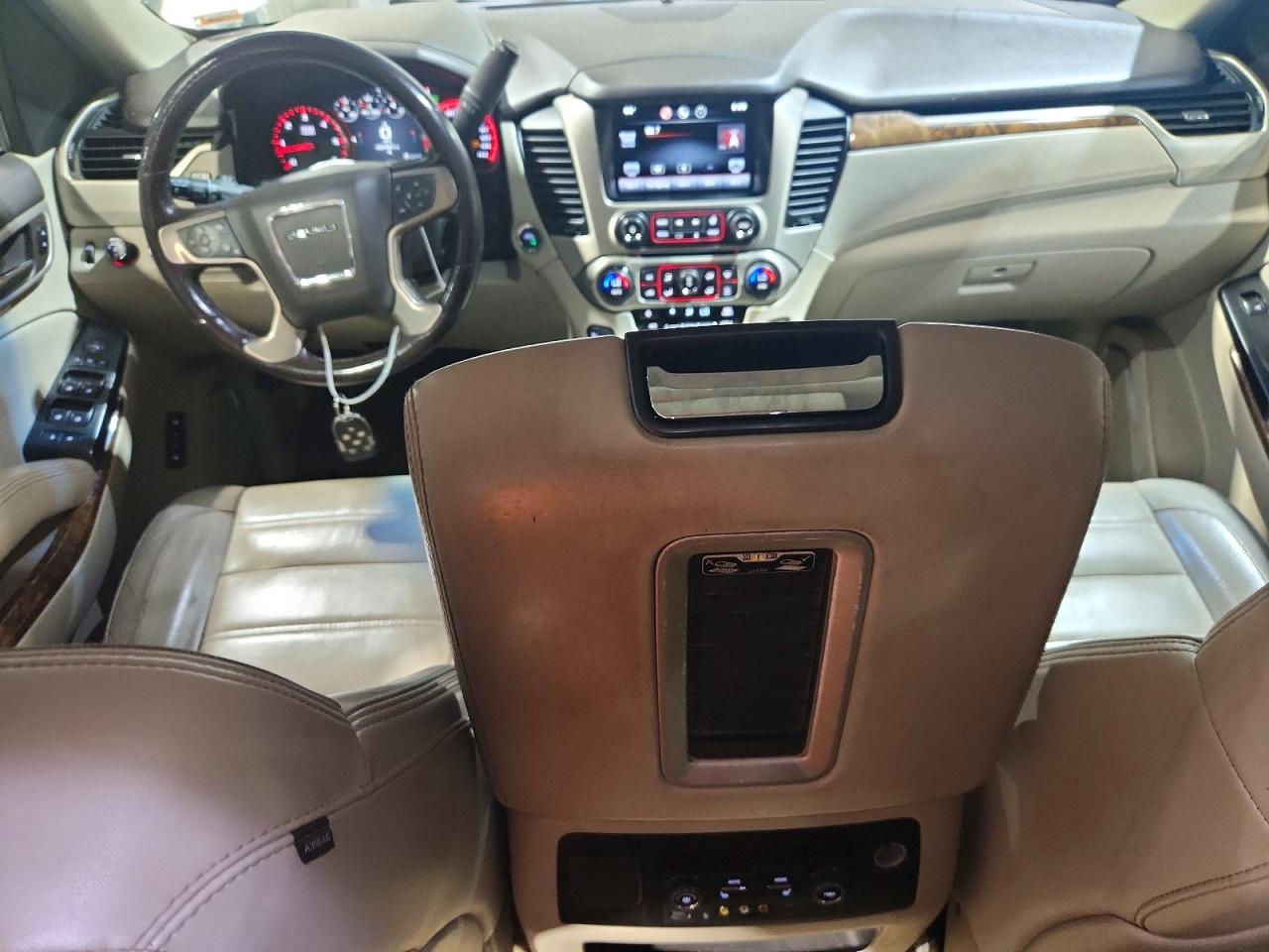 2015 Gmc Yukon Xl Denali Tan vin: 1GKS2JKJ0FR692557