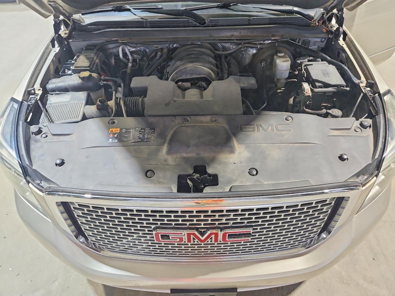 2015 Gmc Yukon Xl Denali Tan vin: 1GKS2JKJ0FR692557