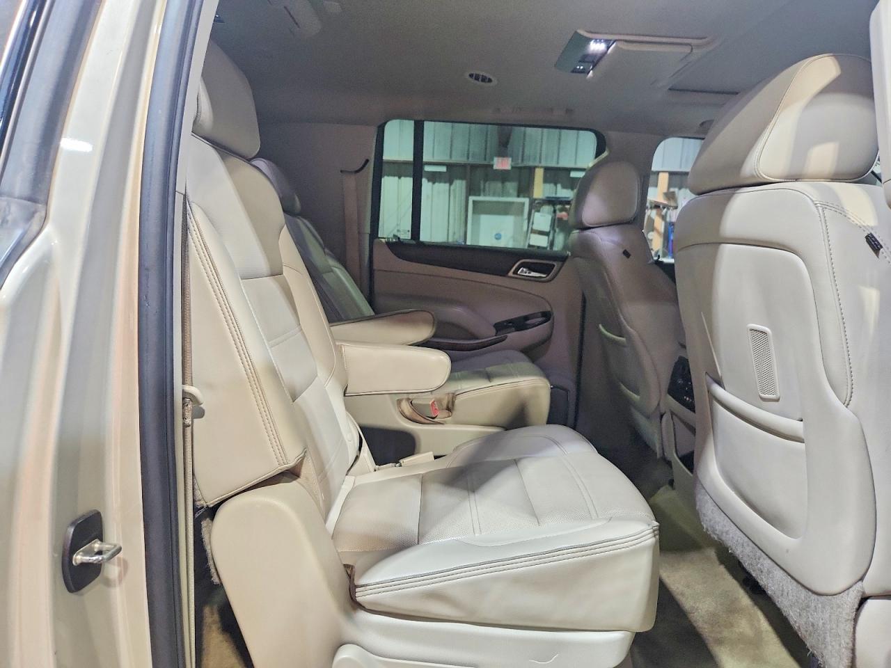 2015 Gmc Yukon Xl Denali Tan vin: 1GKS2JKJ0FR692557