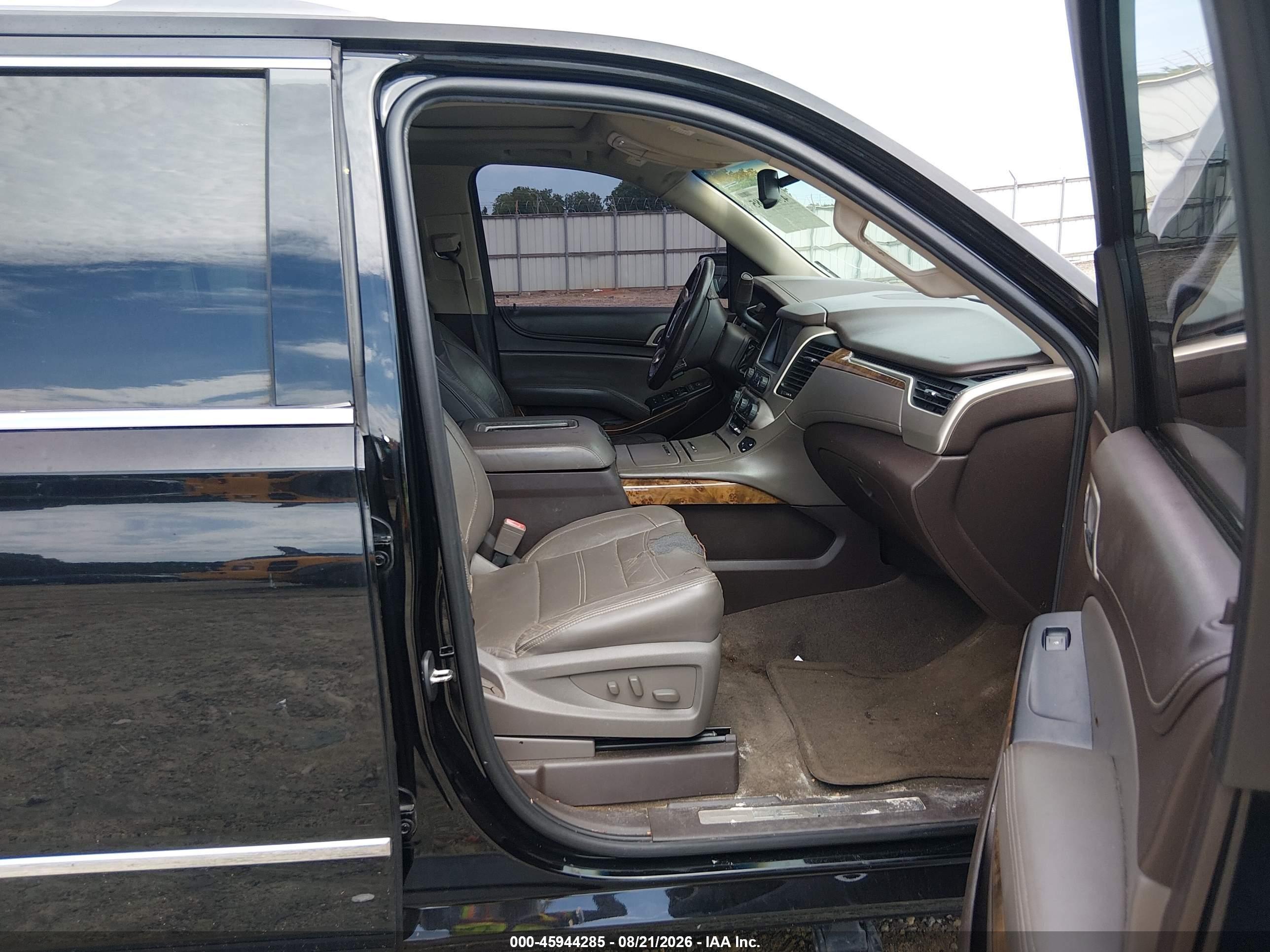 2015 Gmc Yukon Xl 1500 Denali Black vin: 1GKS2JKJ0FR748545