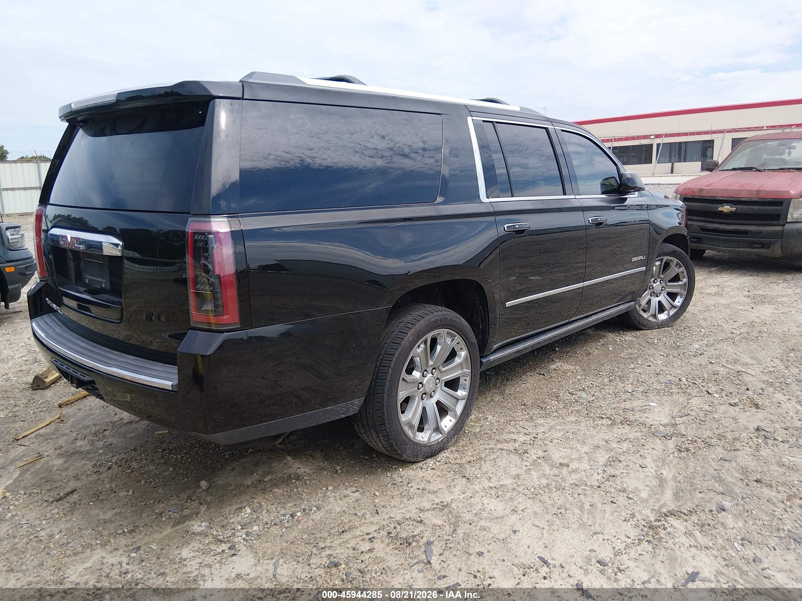 2015 Gmc Yukon Xl 1500 Denali Black vin: 1GKS2JKJ0FR748545