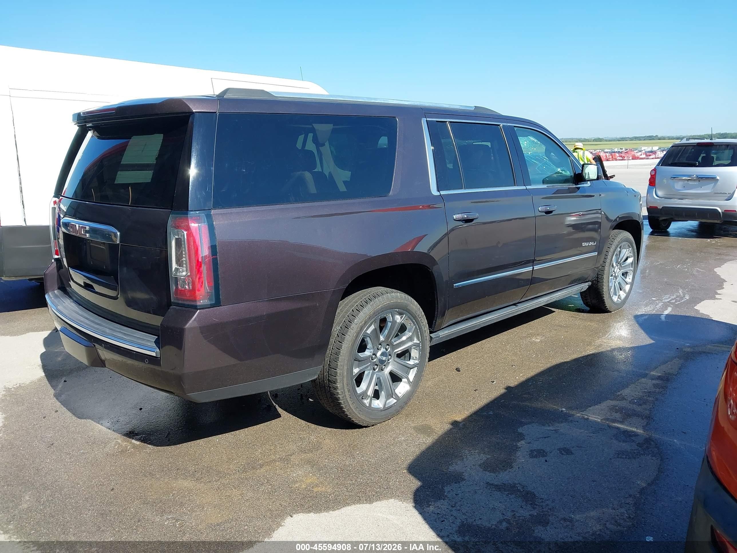 2015 Gmc Yukon Xl 1500 Denali Gray vin: 1GKS2JKJ1FR682376
