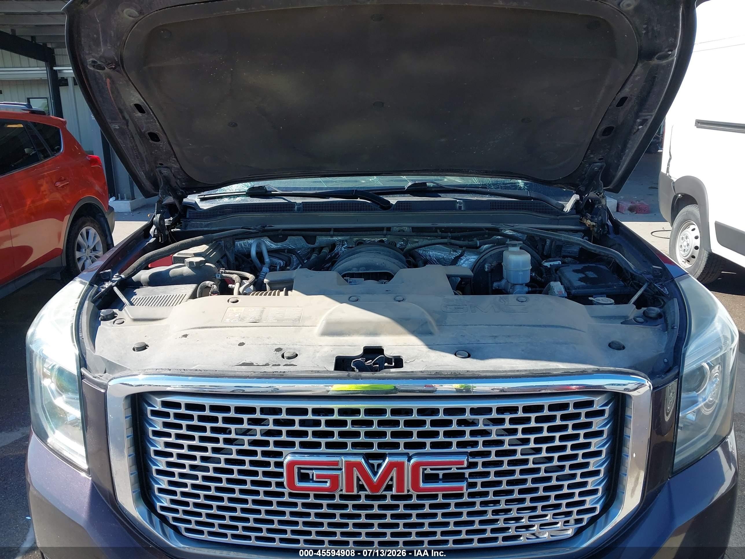 2015 Gmc Yukon Xl 1500 Denali Gray vin: 1GKS2JKJ1FR682376