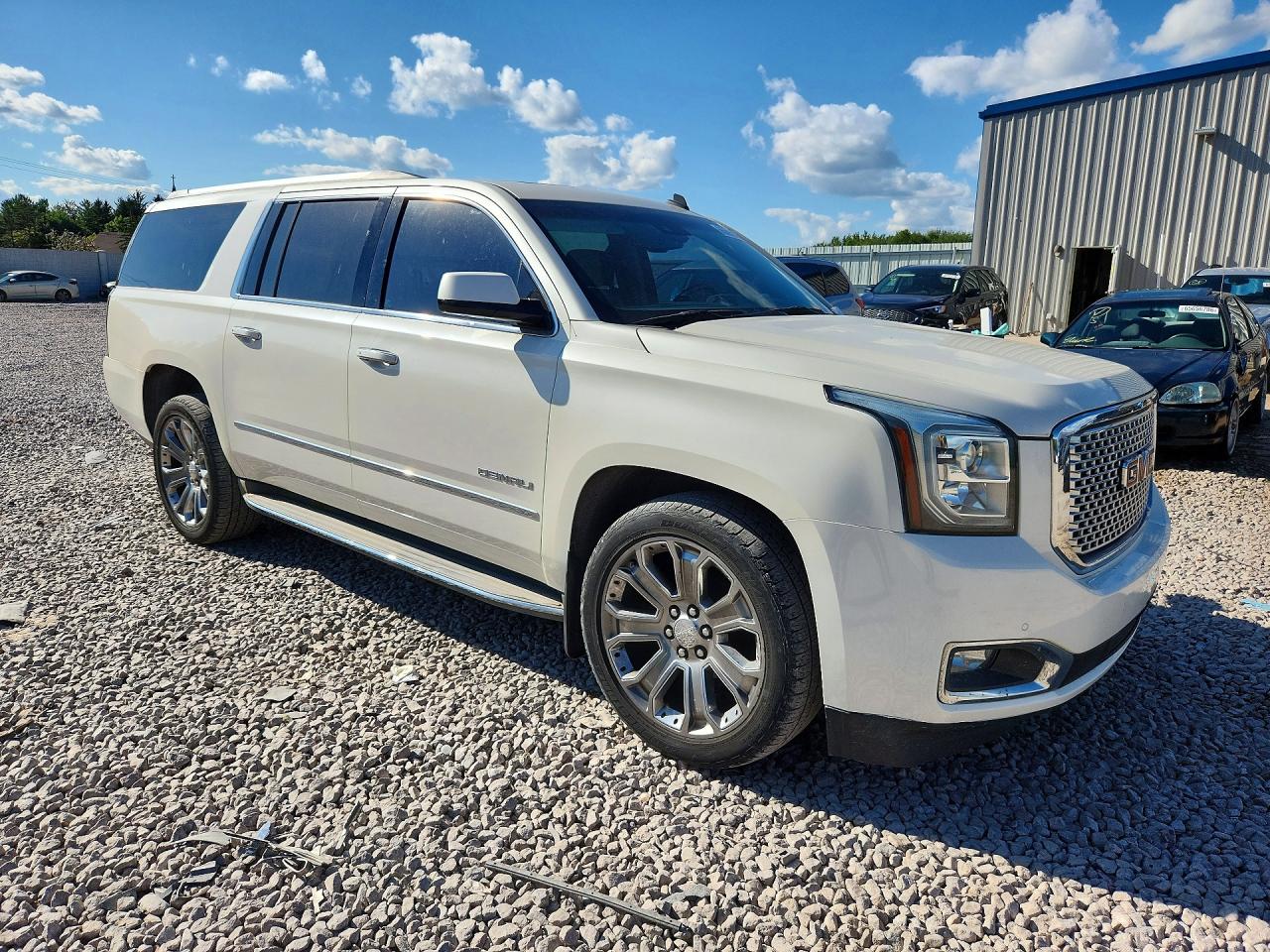 2015 Gmc Yukon Xl Denali Кремовый vin: 1GKS2JKJ5FR170197