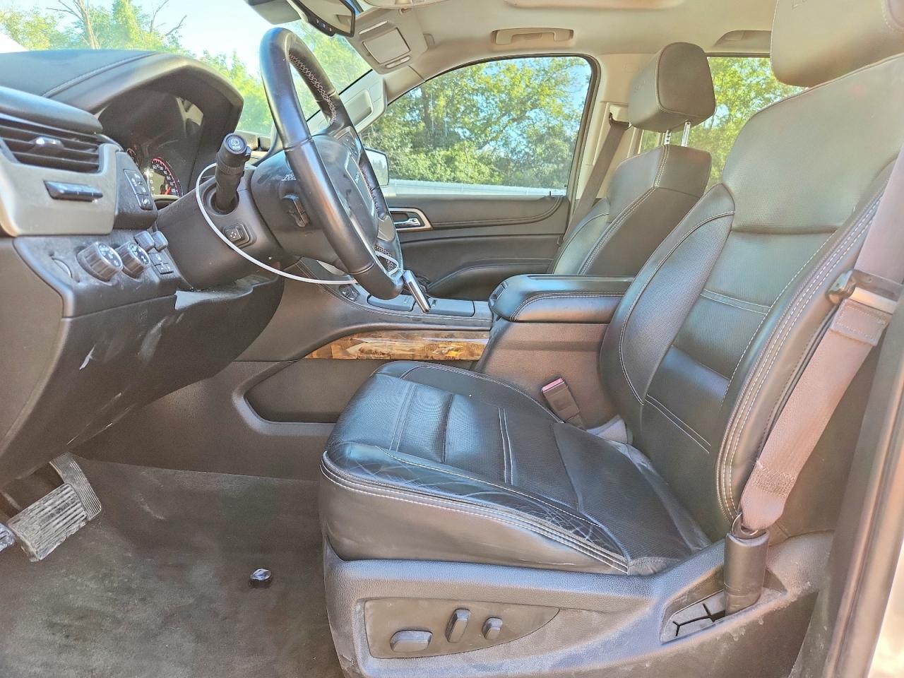 2015 Gmc Yukon Xl Denali Кремовый vin: 1GKS2JKJ5FR170197