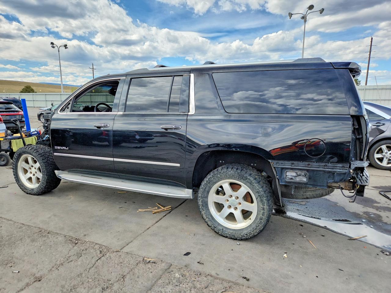 2015 Gmc Yukon Xl Denali Black vin: 1GKS2JKJ5FR200069