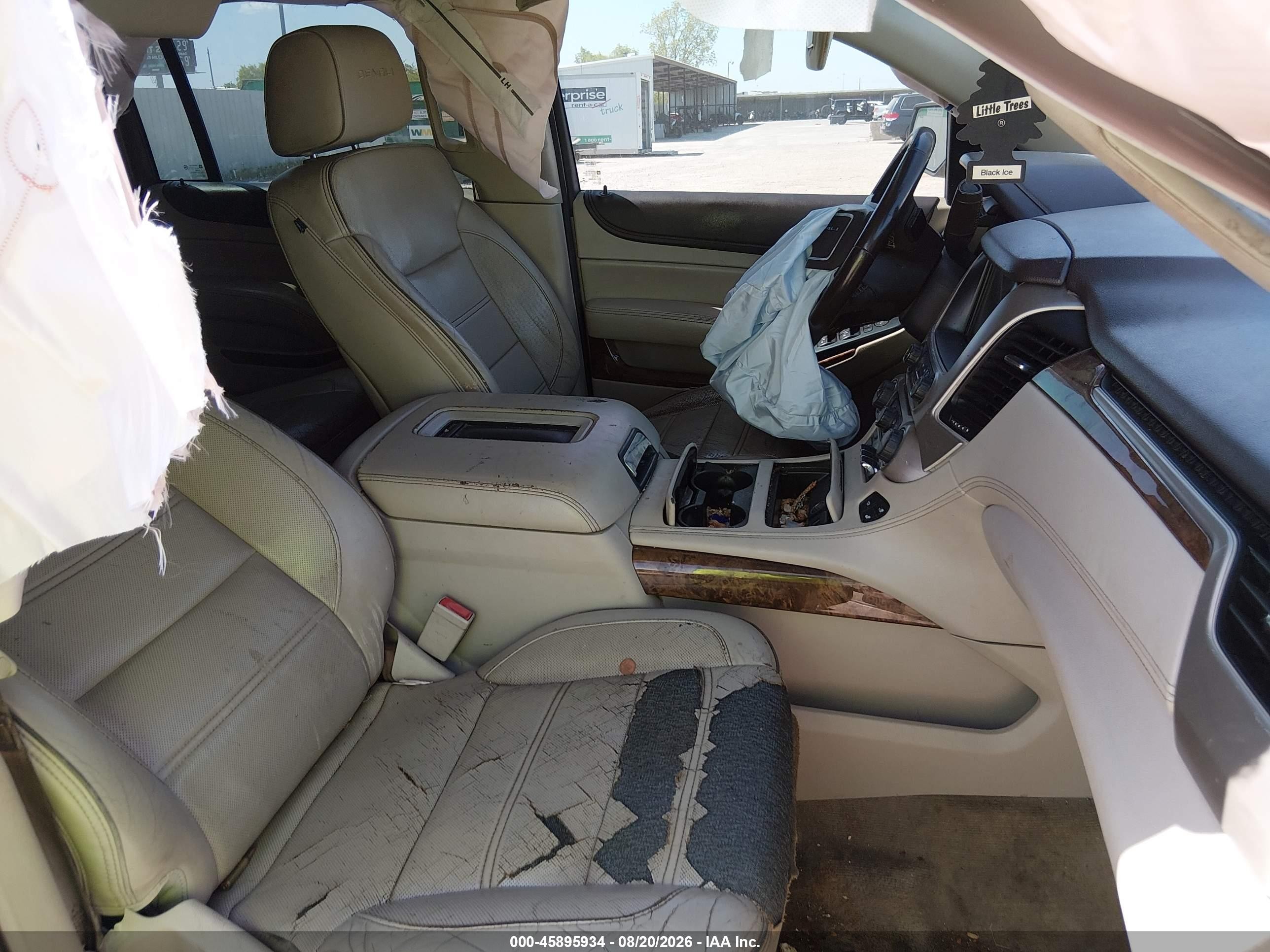 2015 Gmc Yukon Xl 1500 Denali White vin: 1GKS2JKJ5FR217048