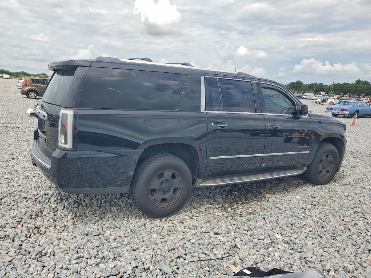 2015 Gmc Yukon Xl Denali Black vin: 1GKS2JKJ5FR227899