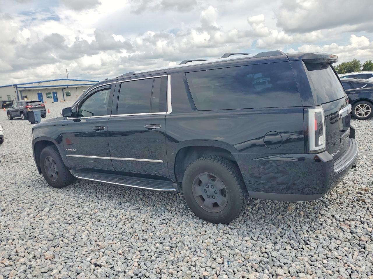 2015 Gmc Yukon Xl Denali Black vin: 1GKS2JKJ5FR227899