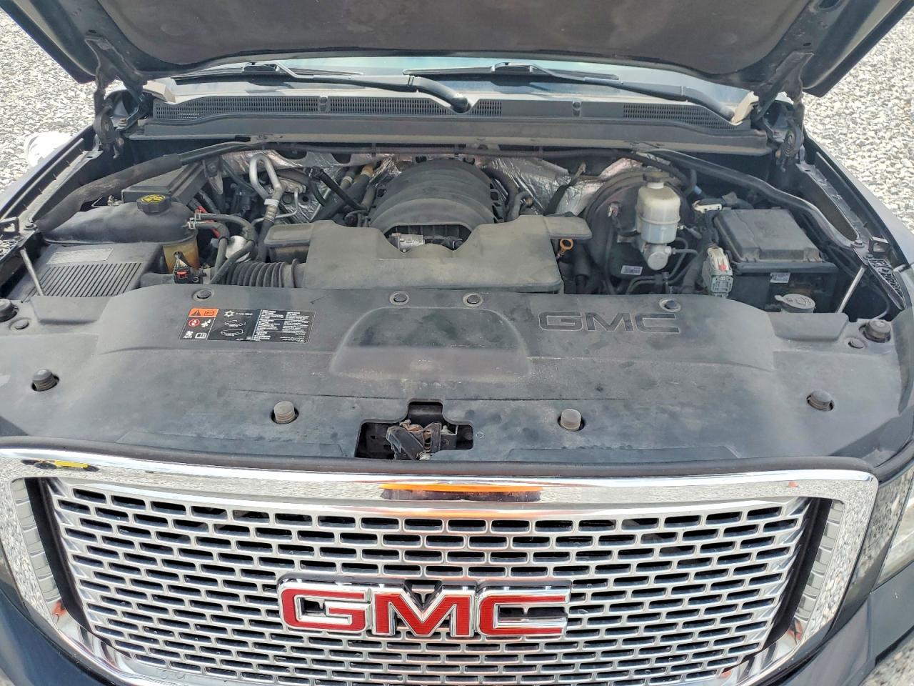 2015 Gmc Yukon Xl Denali Black vin: 1GKS2JKJ5FR227899