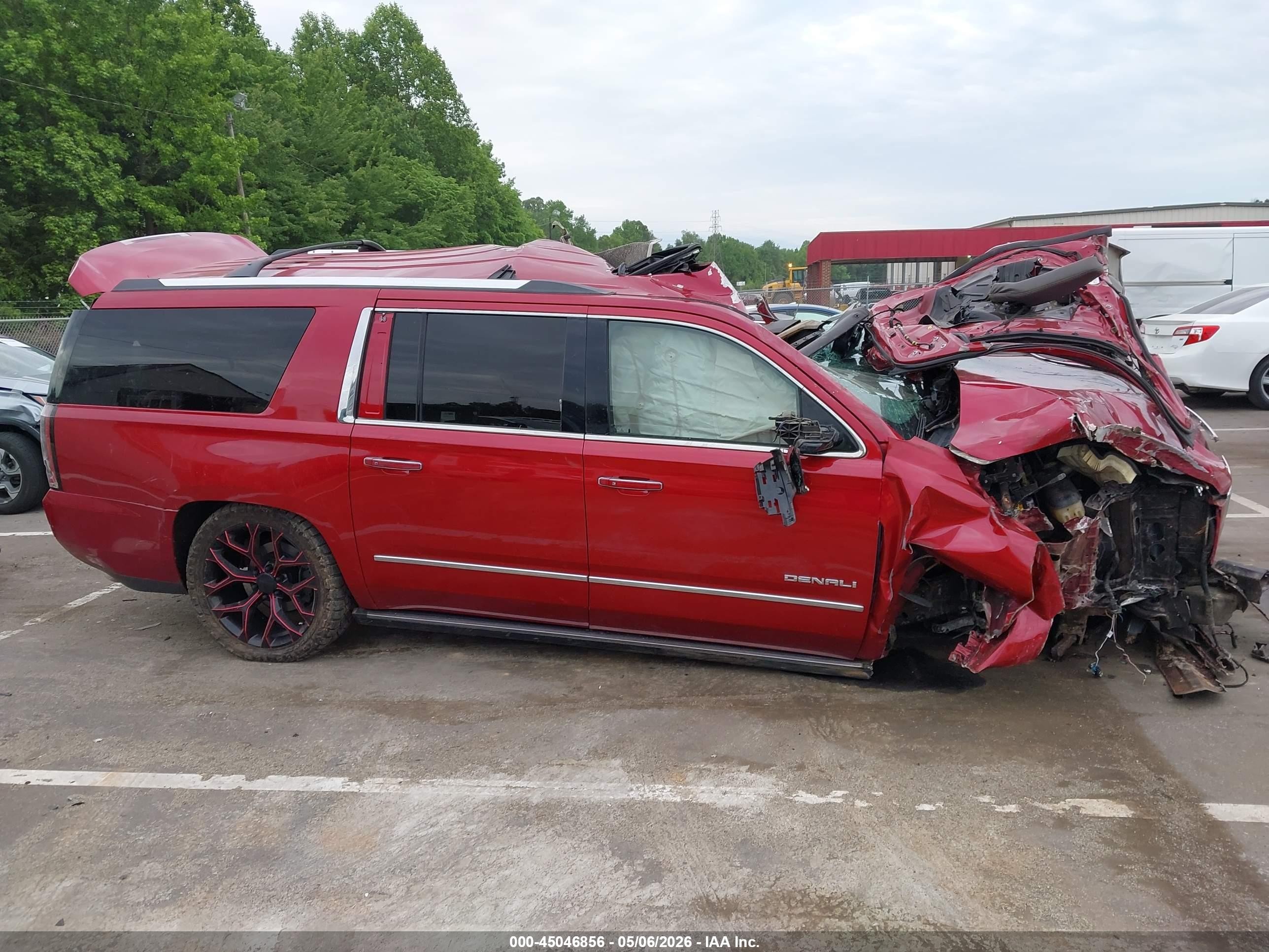 2015 Gmc Yukon Xl 1500 Denali Красный vin: 1GKS2JKJ5FR594110