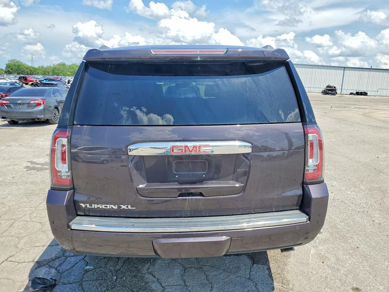 2015 Gmc Yukon Xl Denali Charcoal vin: 1GKS2JKJ7FR152171