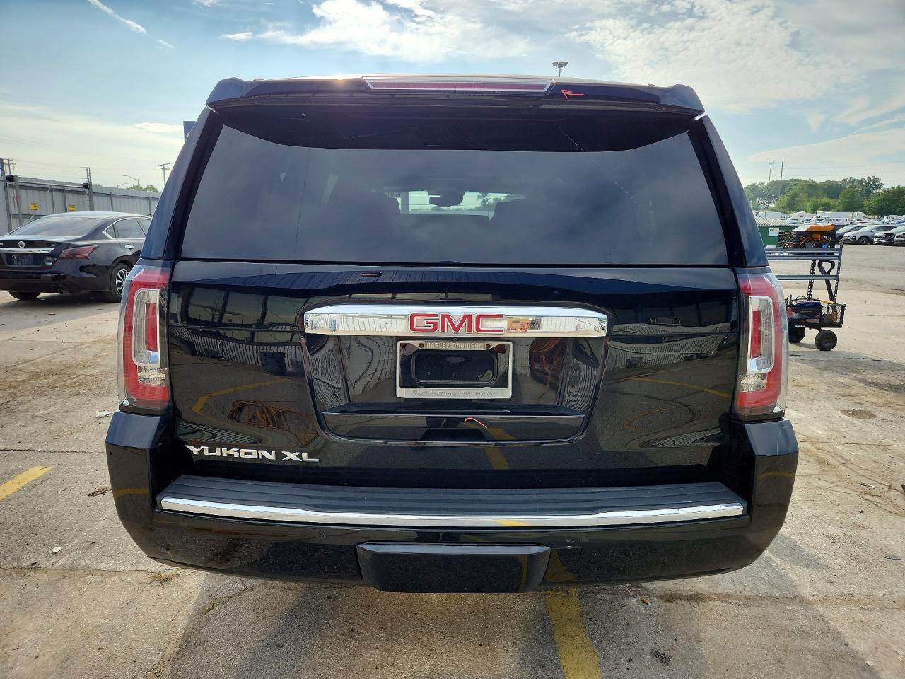 2015 Gmc Yukon Xl Denali Черный vin: 1GKS2JKJ7FR697738