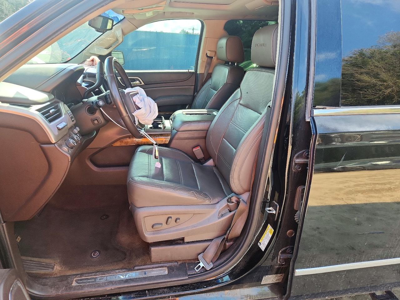 2015 Gmc Yukon Xl Denali Black vin: 1GKS2JKJ8FR635815