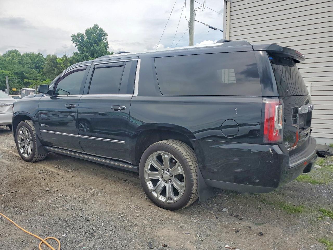 2015 Gmc Yukon Xl Denali Черный vin: 1GKS2JKJ8FR652467