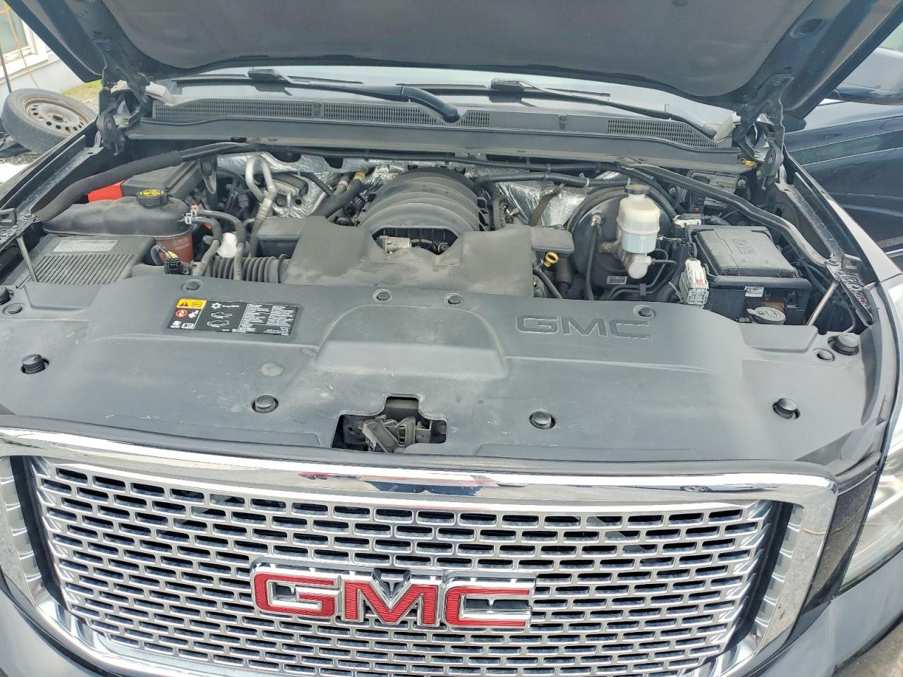 2015 Gmc Yukon Xl Denali Черный vin: 1GKS2JKJ8FR652467