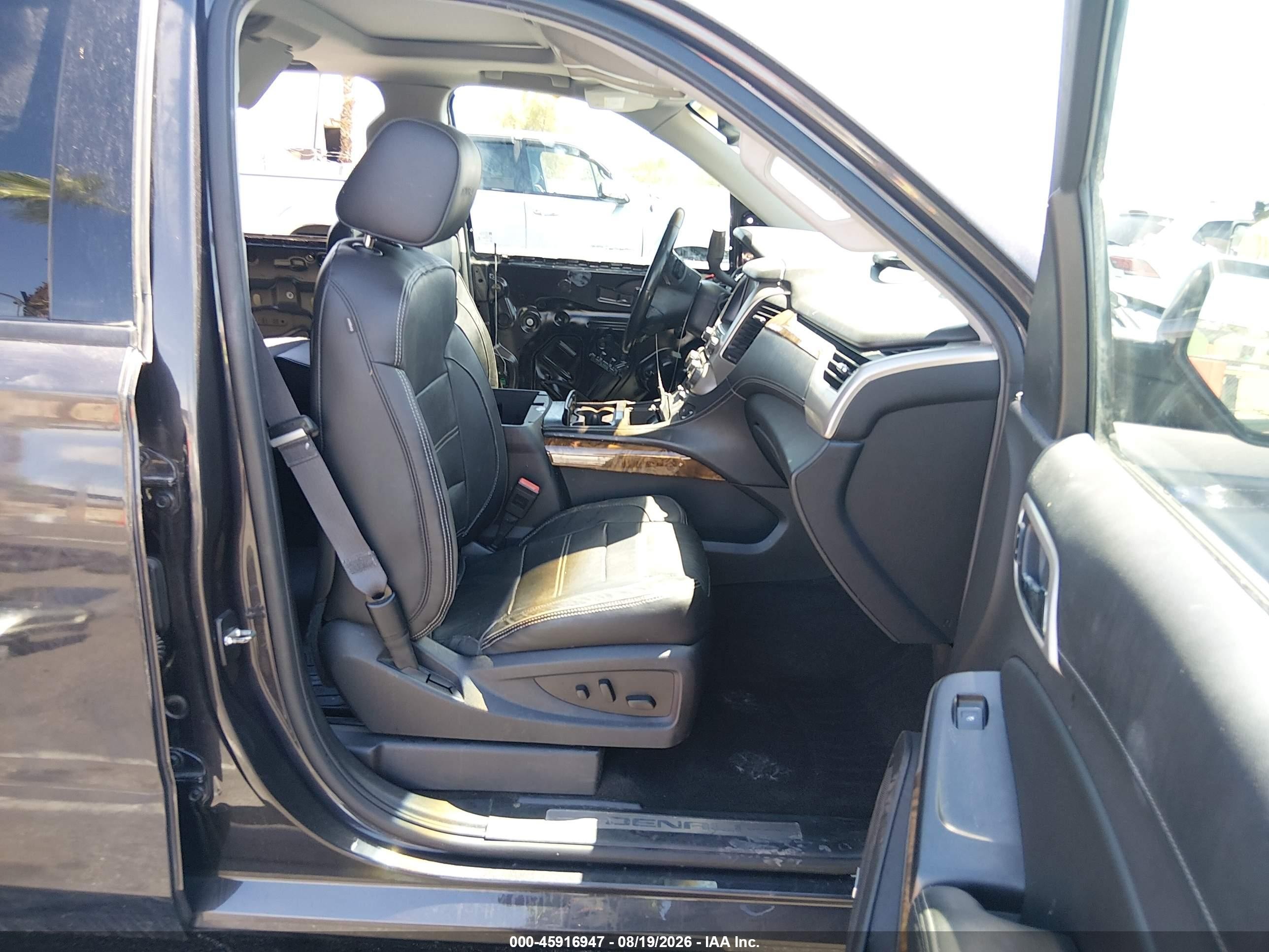 2015 Gmc Yukon Xl 1500 Denali Gray vin: 1GKS2JKJ8FR673514