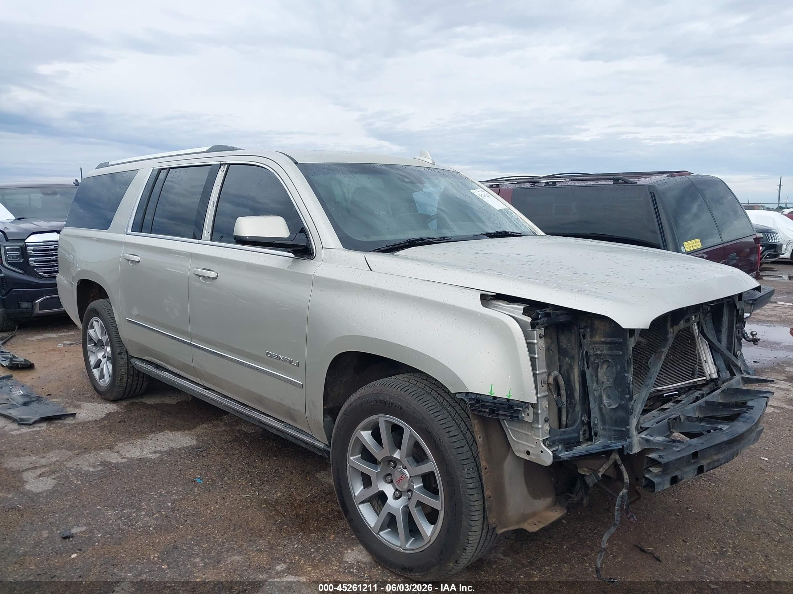 2015 Gmc Yukon Xl 1500 Denali Tan vin: 1GKS2JKJ9FR724793