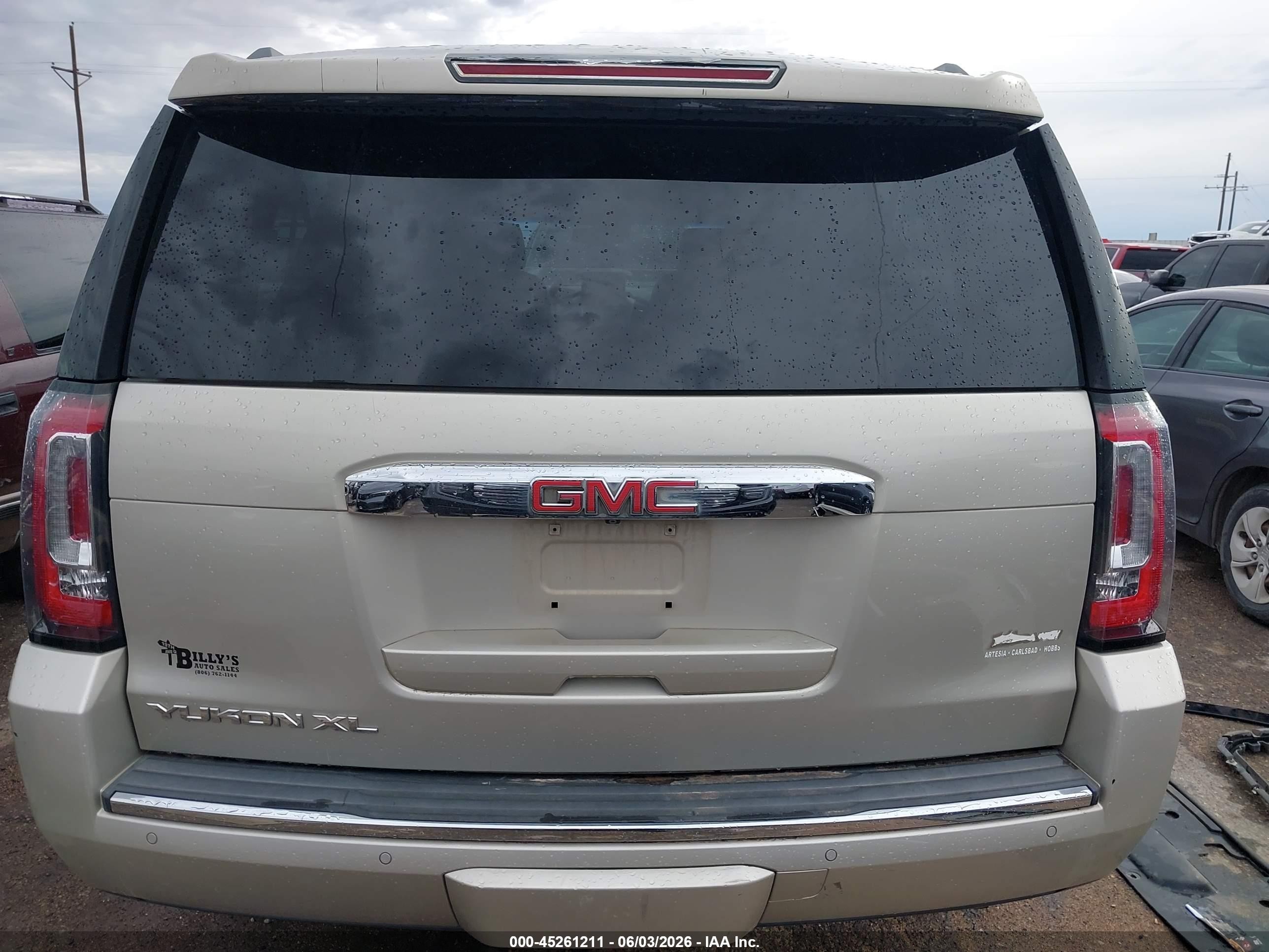 2015 Gmc Yukon Xl 1500 Denali Tan vin: 1GKS2JKJ9FR724793